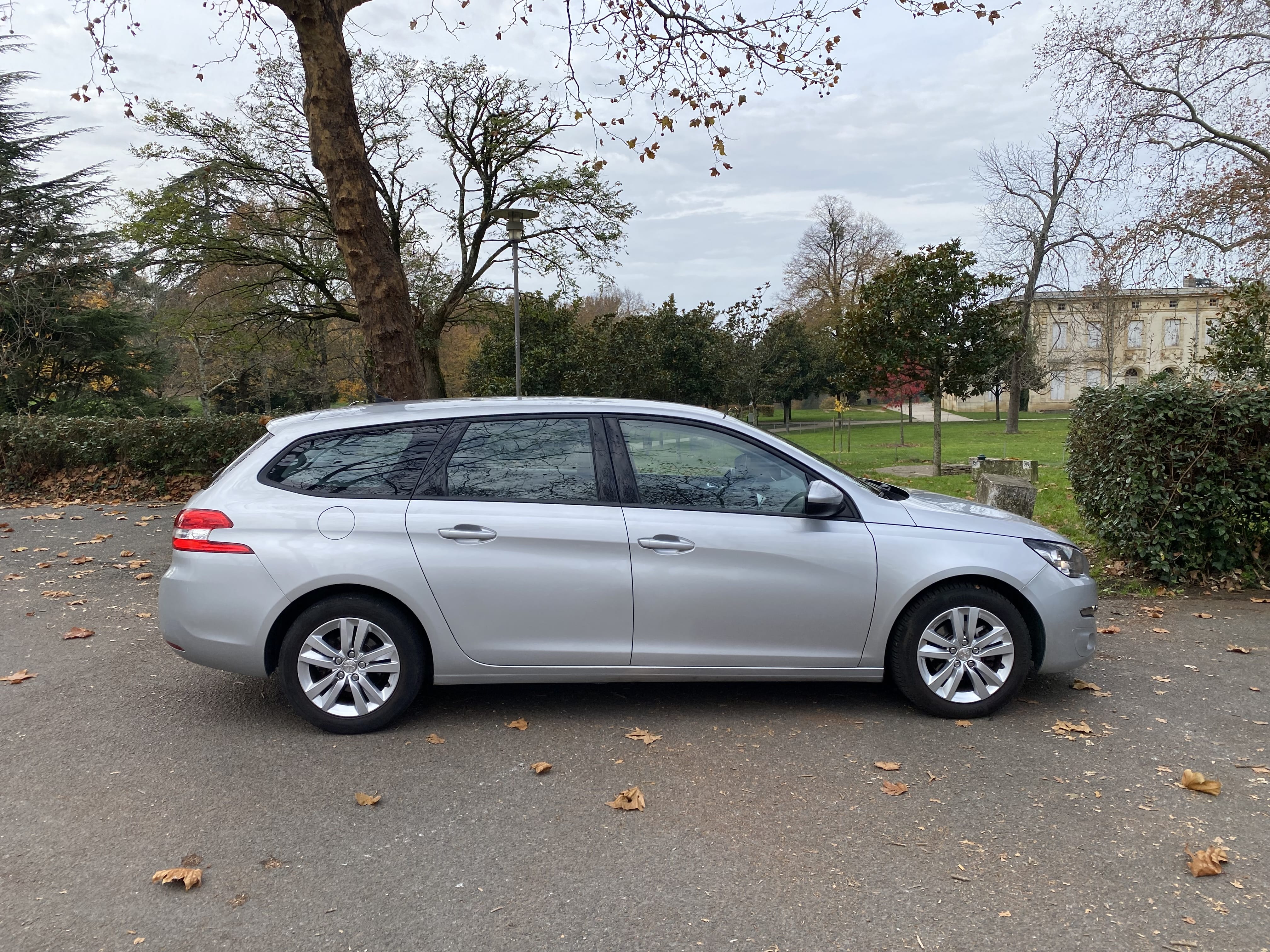 Peugeot 308 SW avec Climatisation