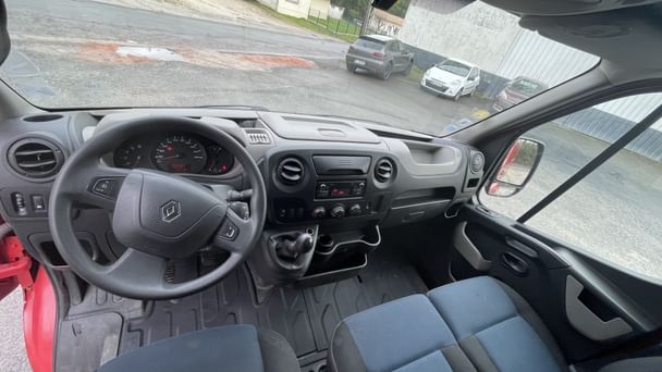 Renault Master Renault Master L2H2 – Bordeaux - Grand volume, conduite facile avec permis B ! avec Entrée audio / iPod
