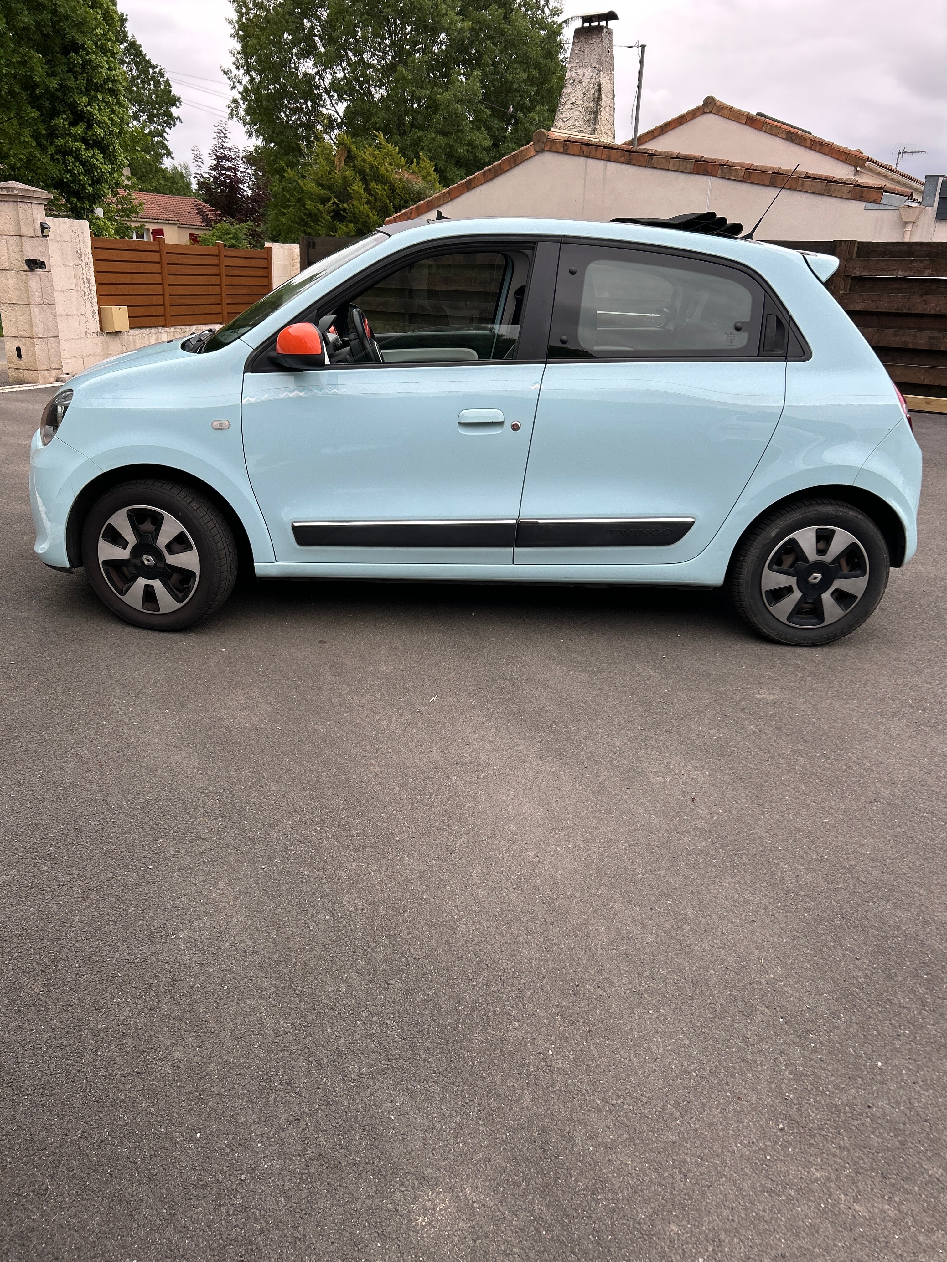 Renault Twingo III avec Climatisation