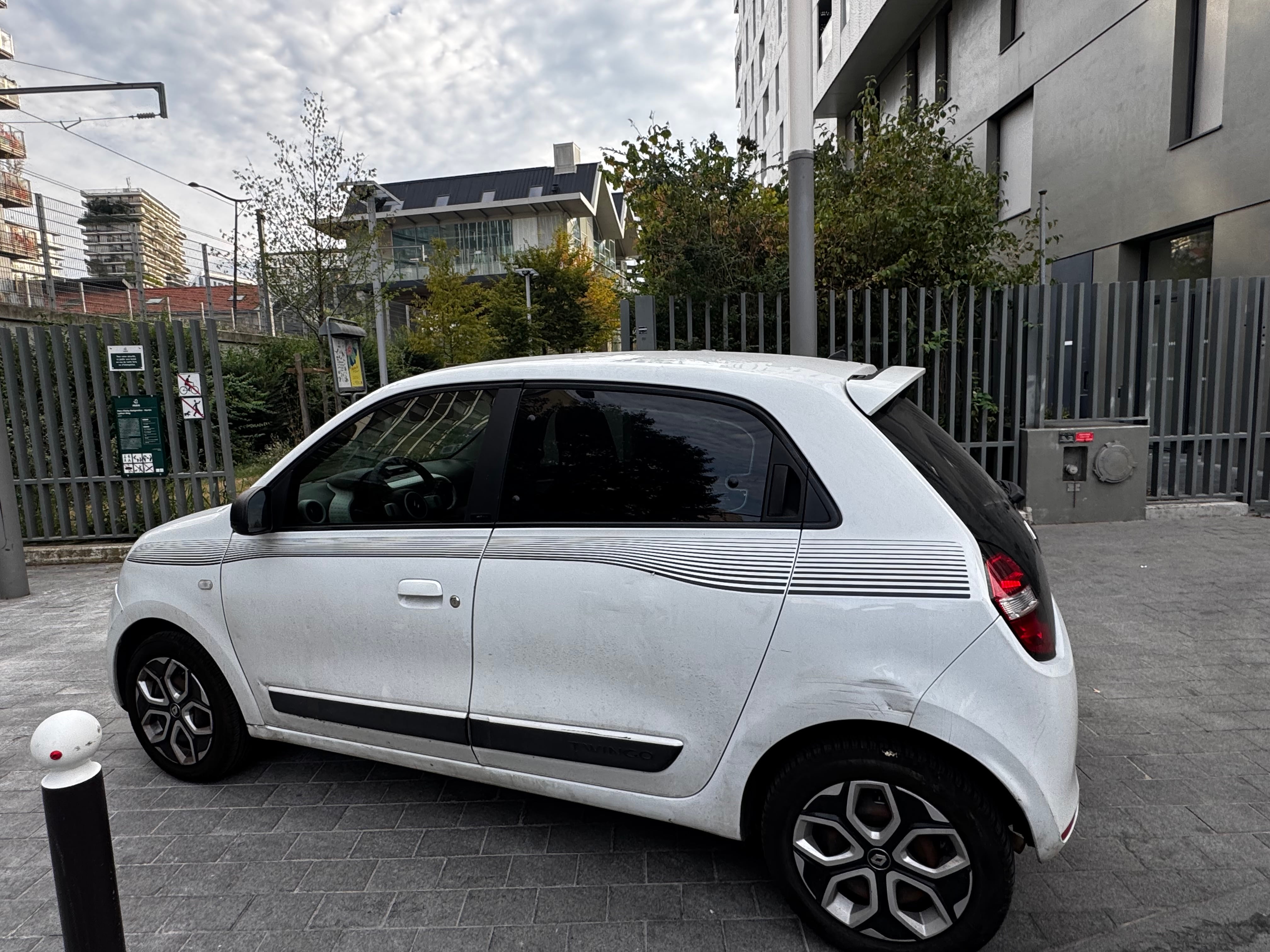 Renault Twingo III mit Klimaanlage