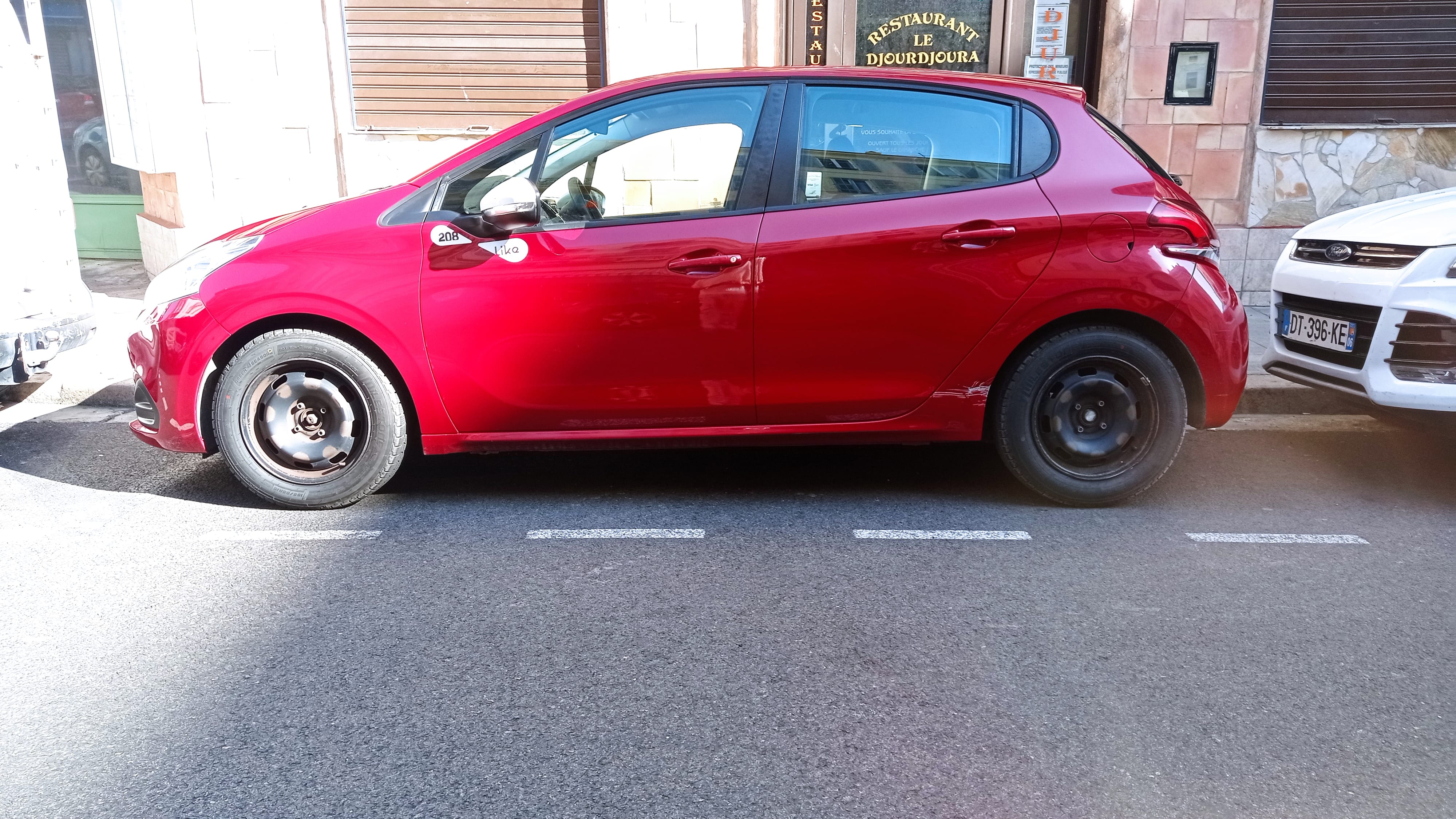 Peugeot 208 avec Climatisation