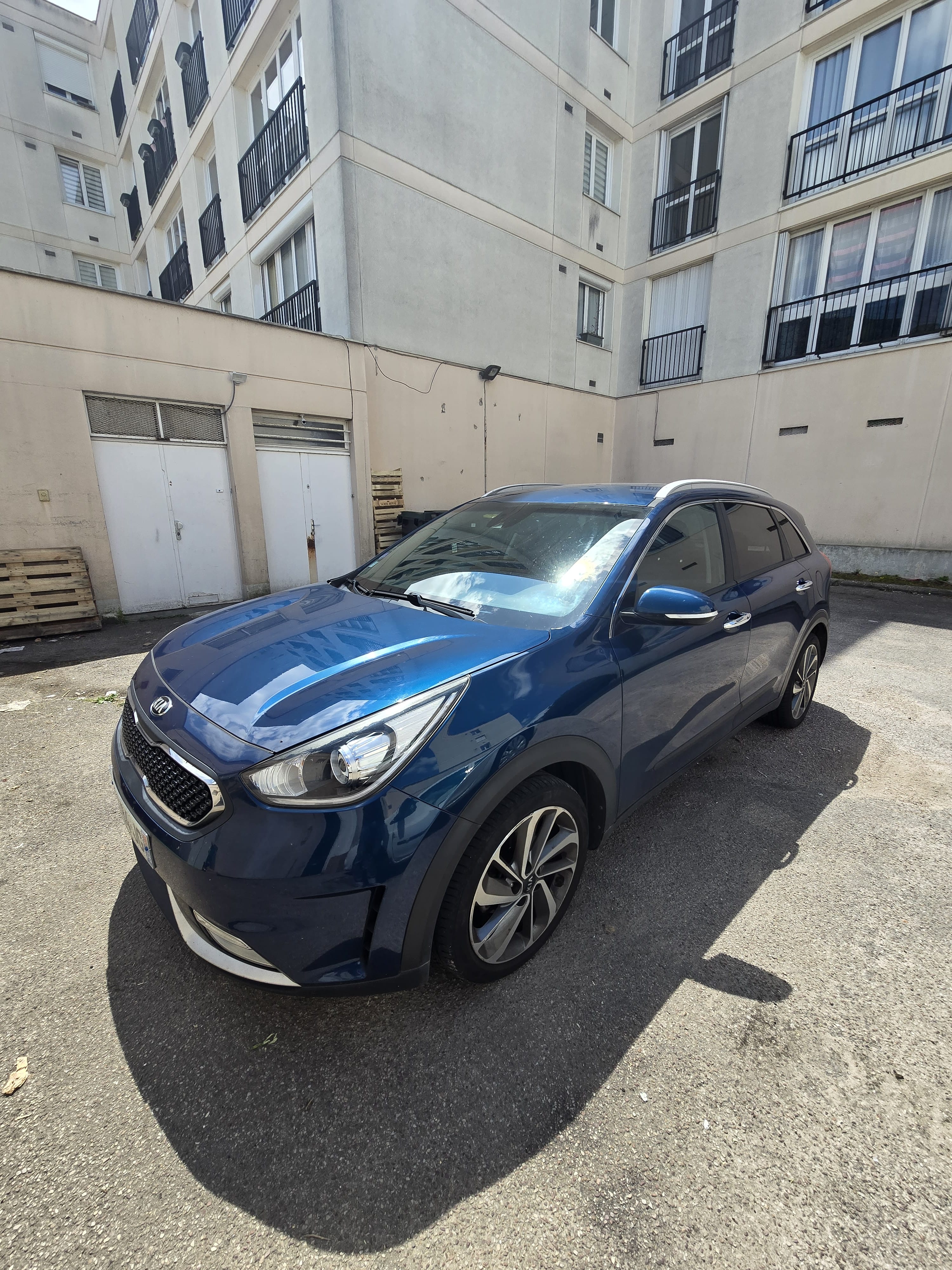 Kia Niro Hybride, 2018, Essence 95 / Électrique (hybride), automatique