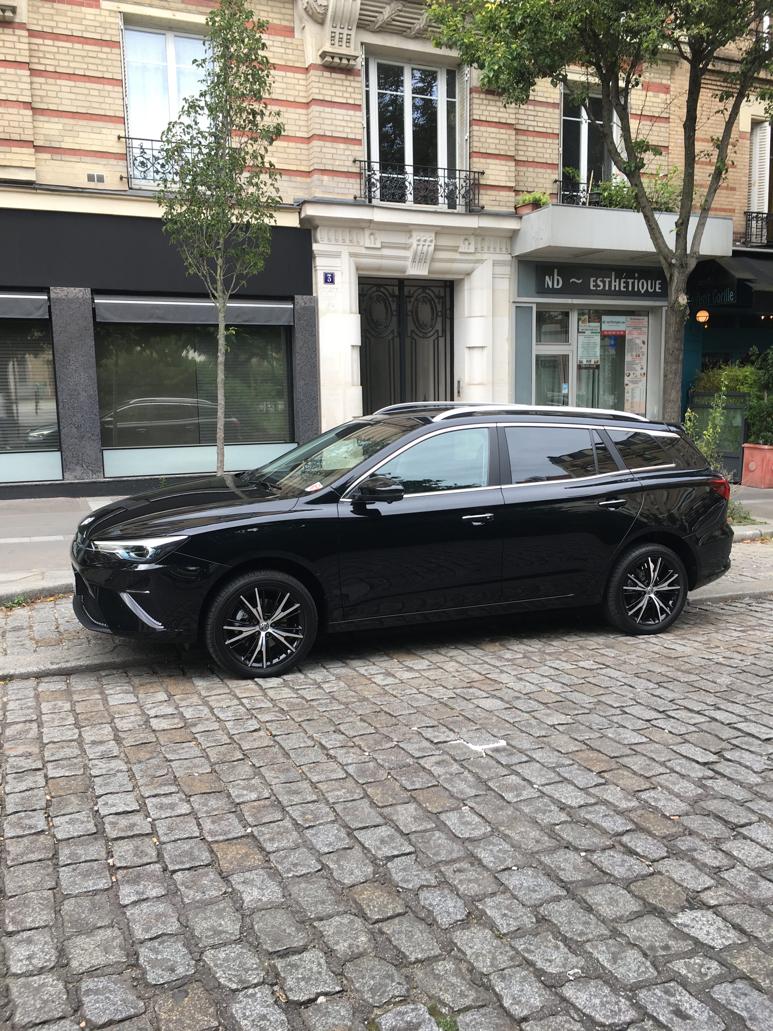 MG MG5 avec Climatisation