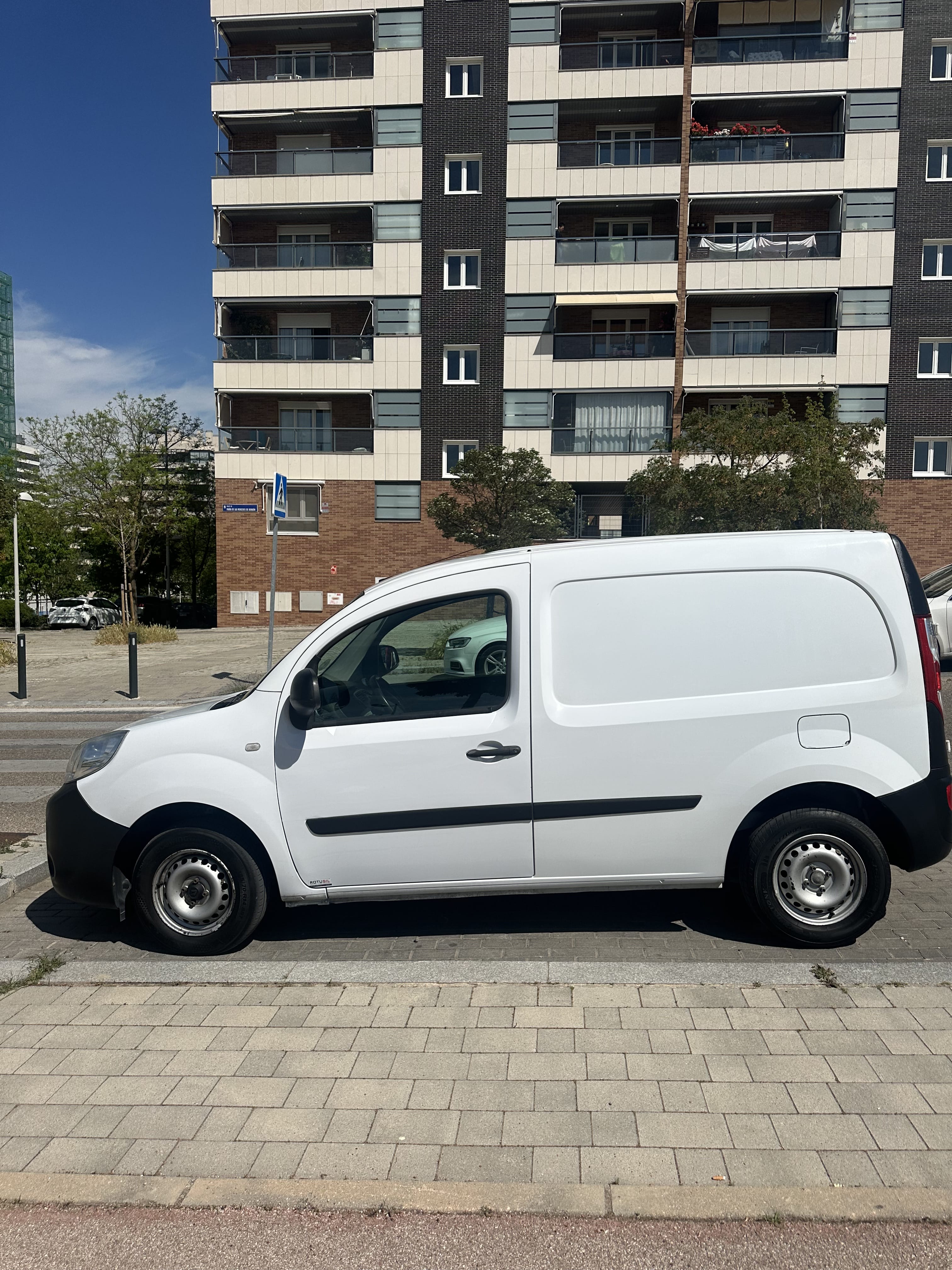 Renault Kangoo Furgoneta mit Klimaanlage