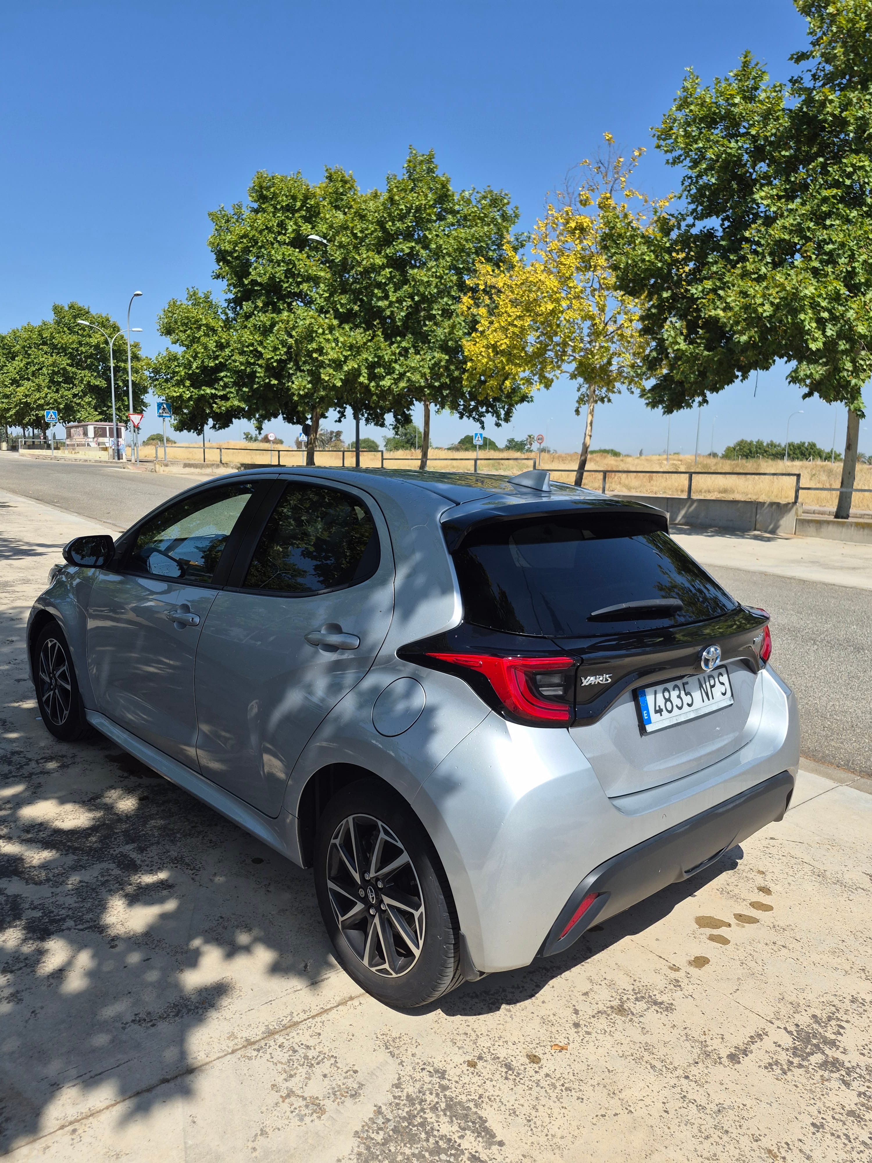 Toyota Yaris Híbrido 1,5 med Ryggekamera