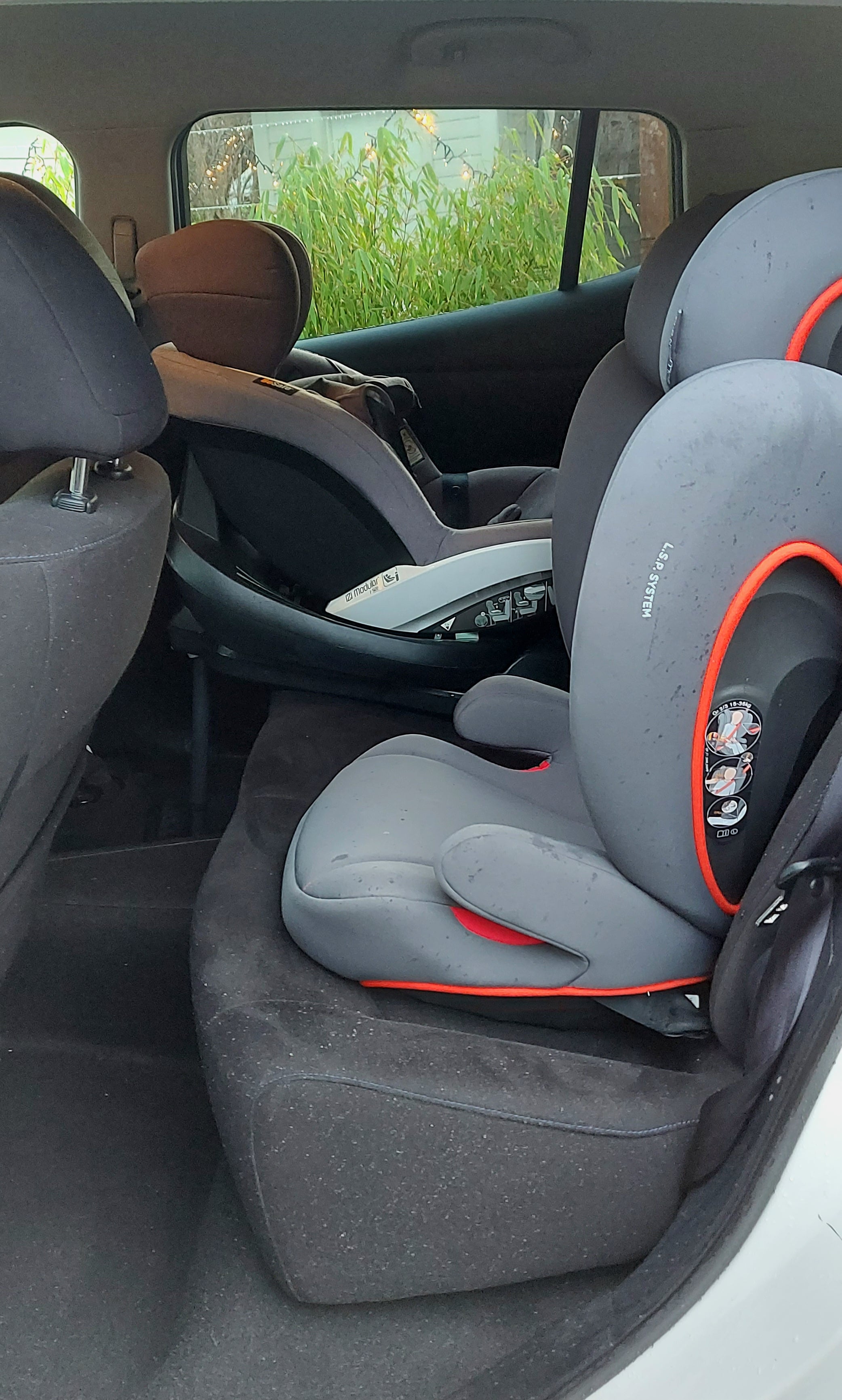 Nissan Leaf med Babysete
