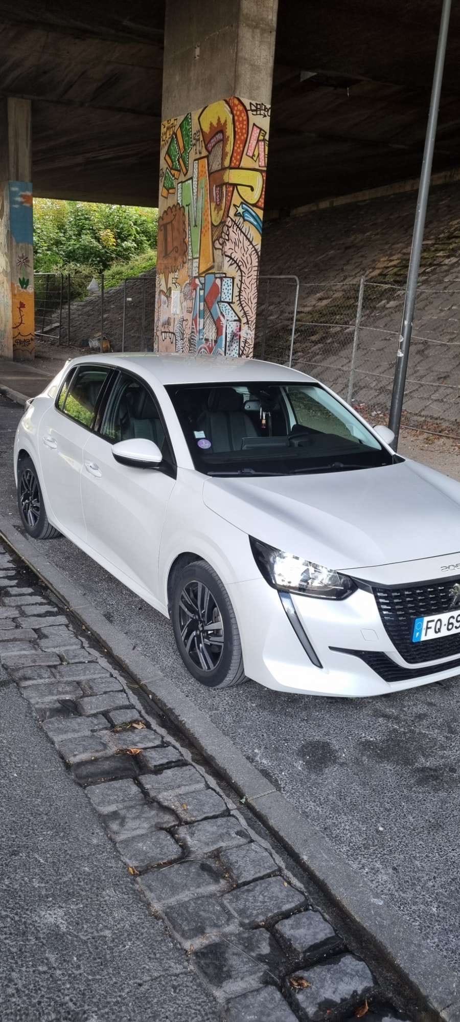 Peugeot 208, 2020, Essence 98