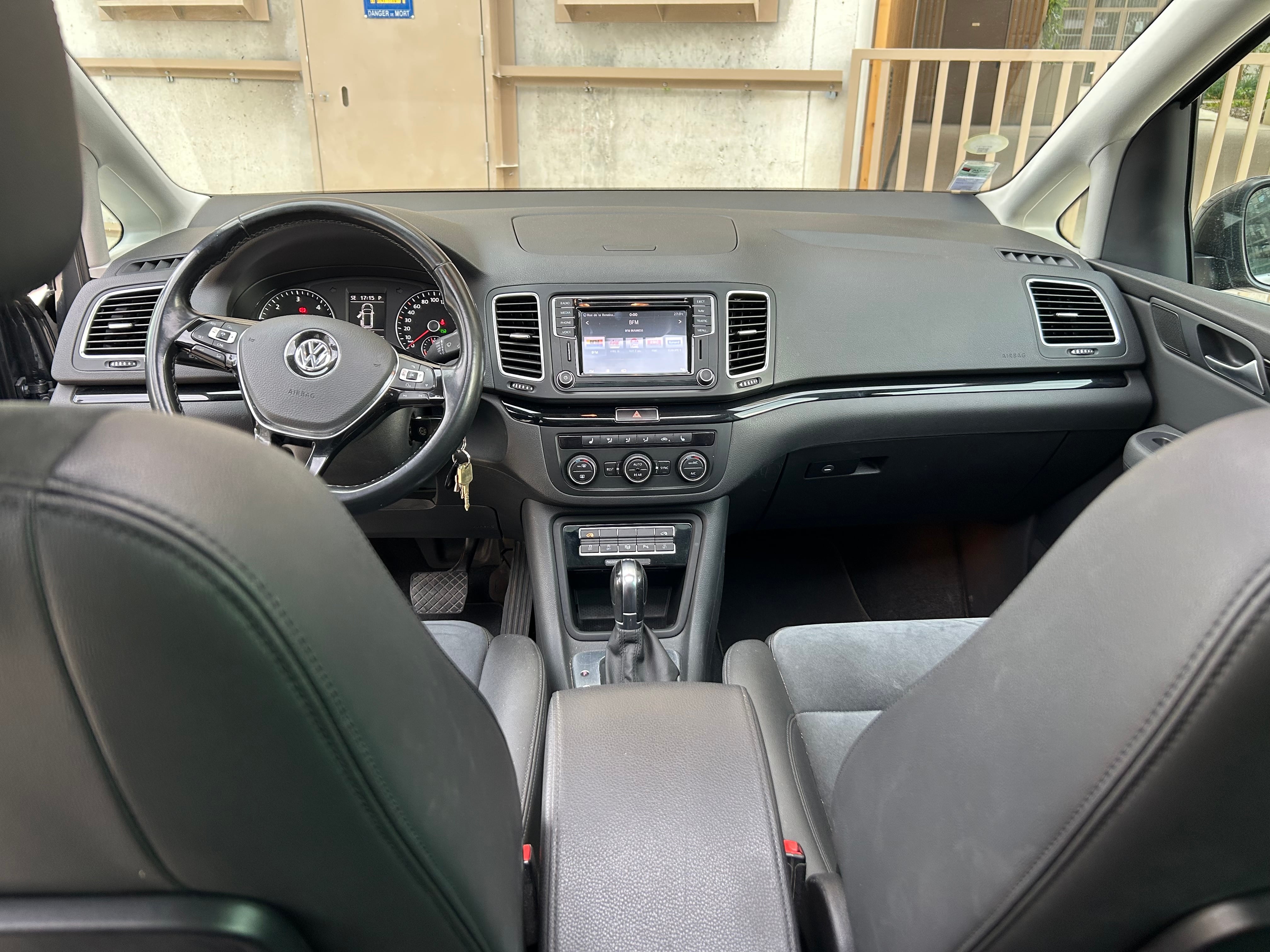 Volkswagen Sharan avec GPS