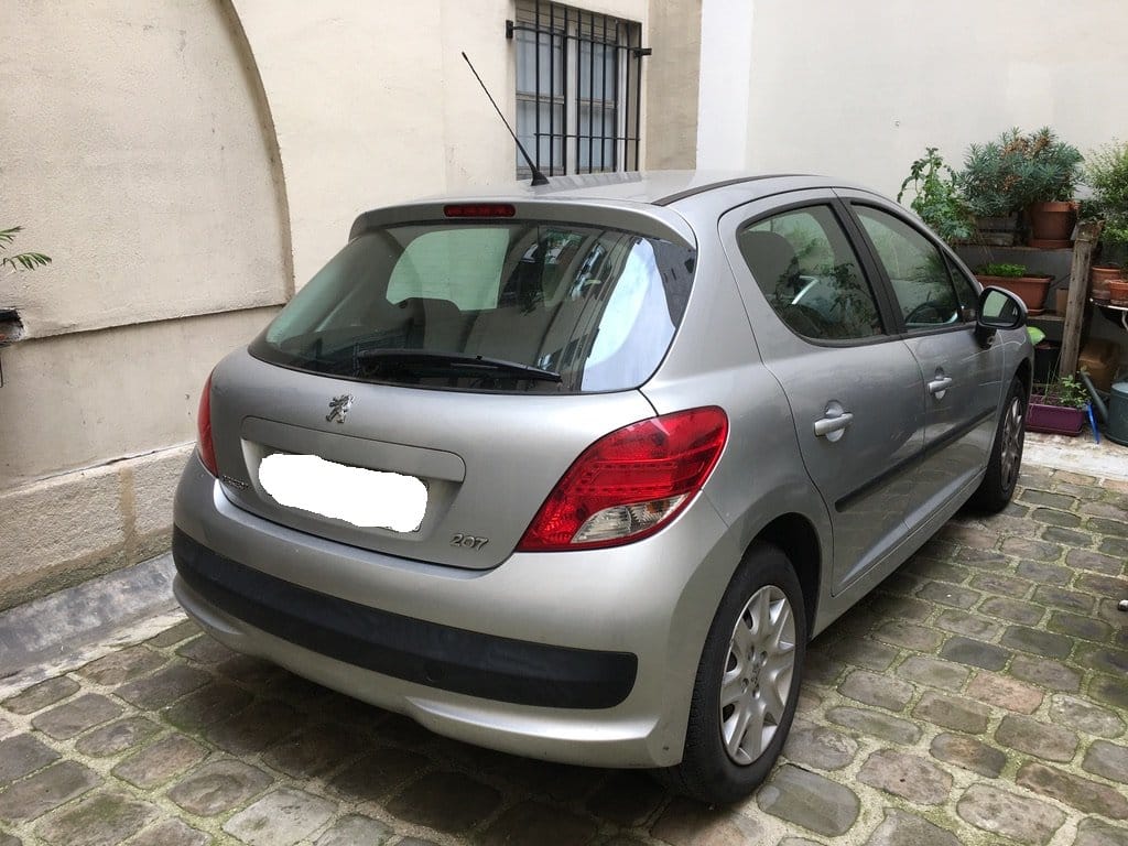 Peugeot 207 avec Siège bébé