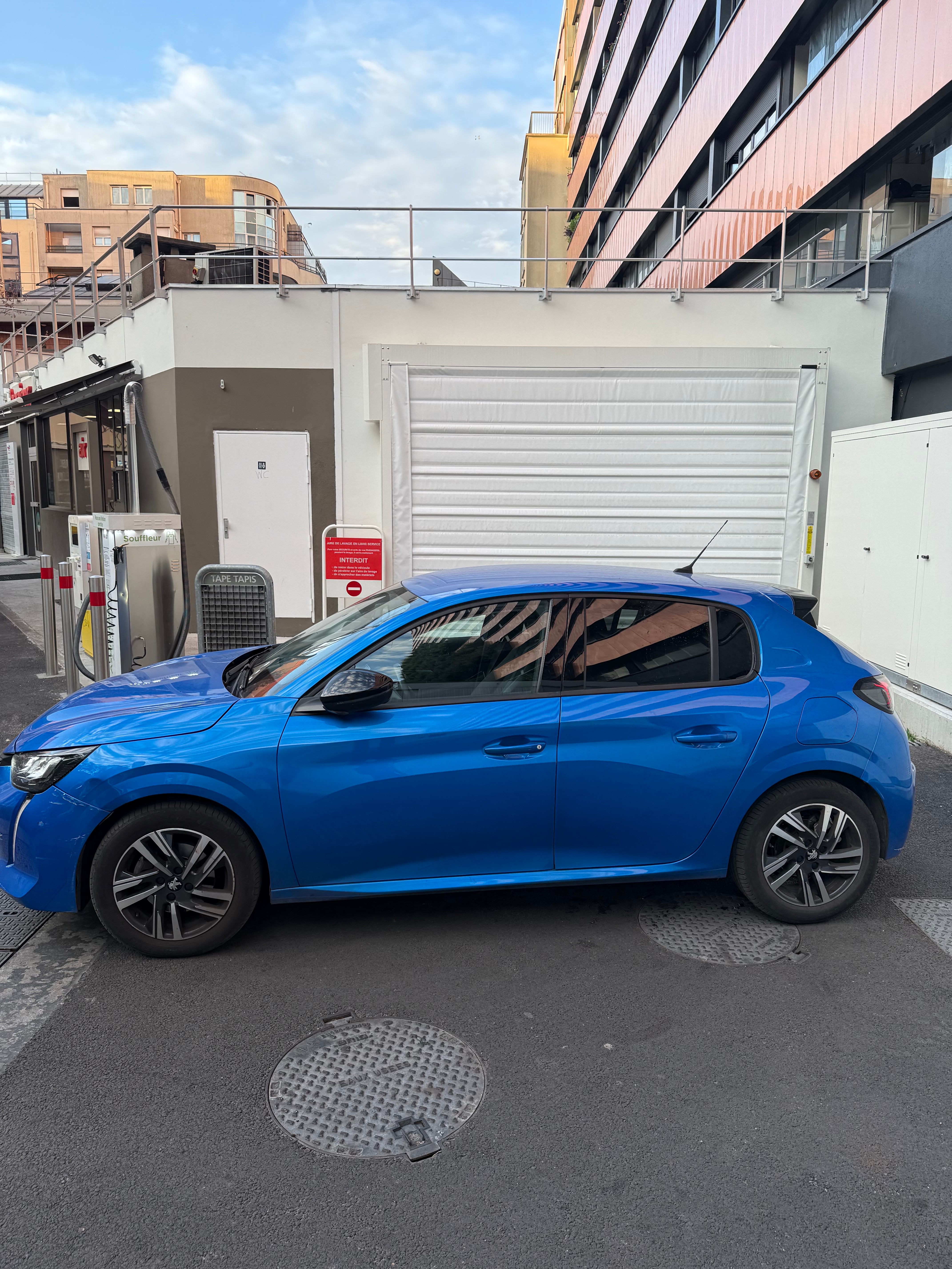 Peugeot 208 avec Climatisation