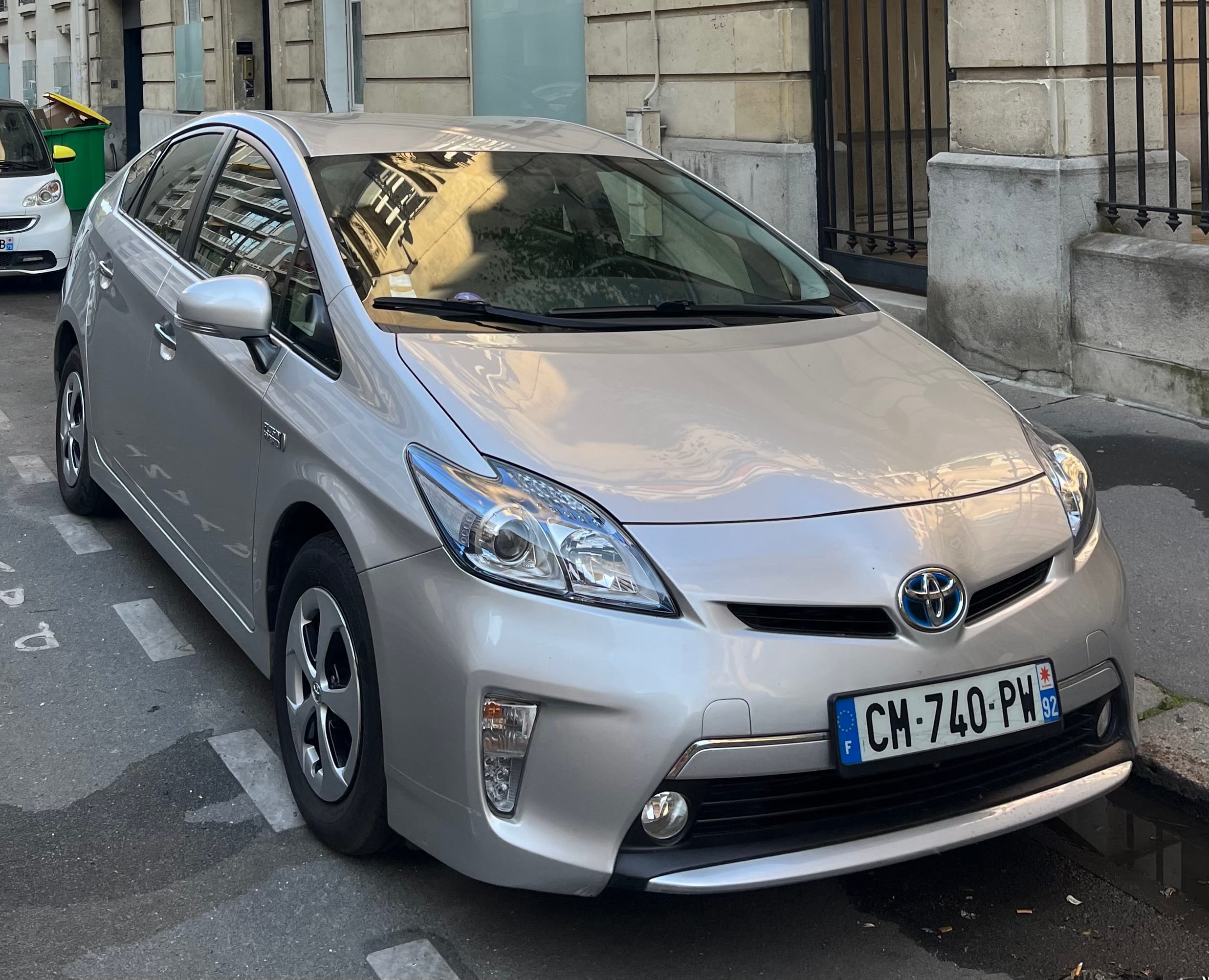 Toyota Prius 3,5L/100 en conduite urbaine, 2012, Essence 98 / Électrique (hybride), automatique