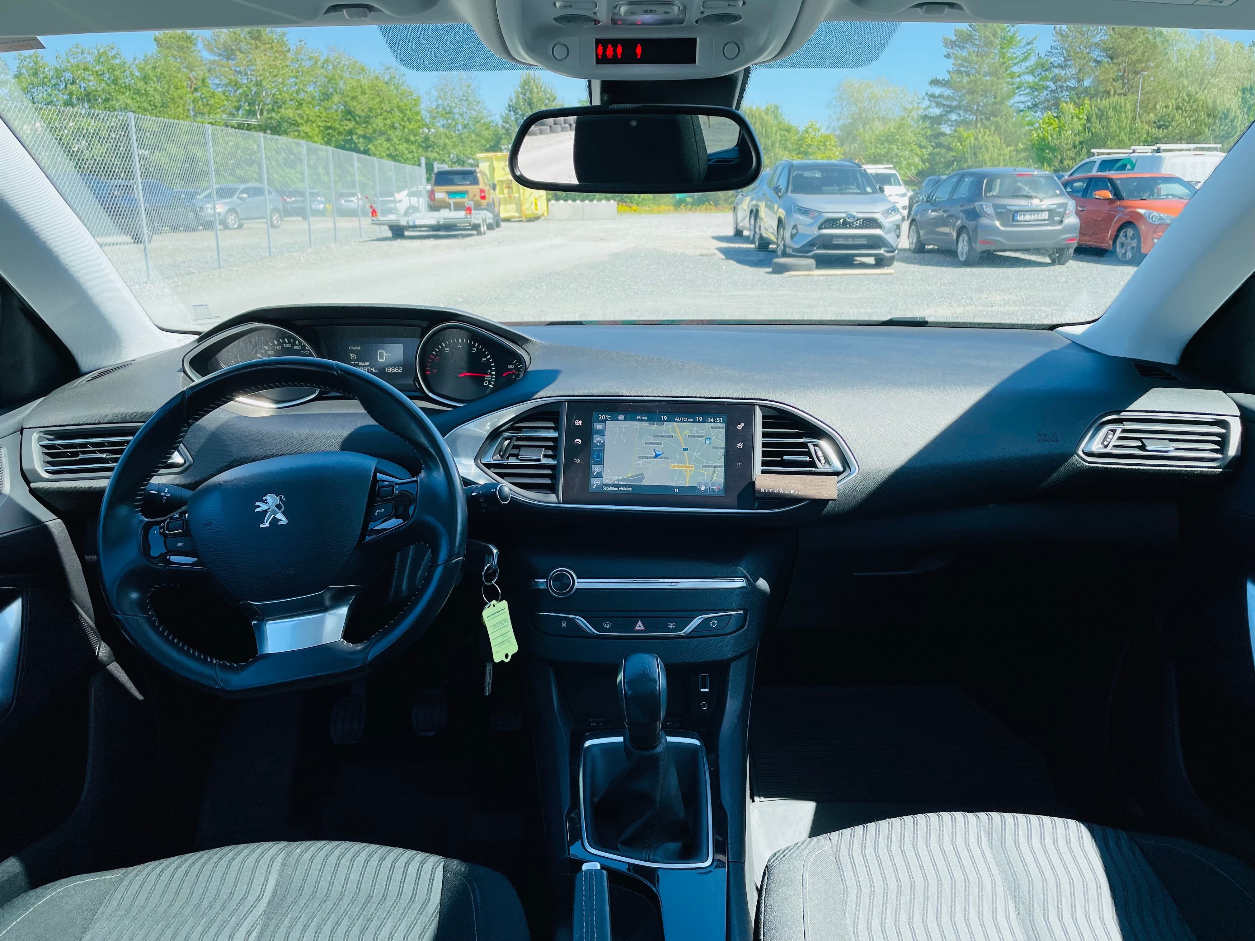 Peugeot 308 med GPS