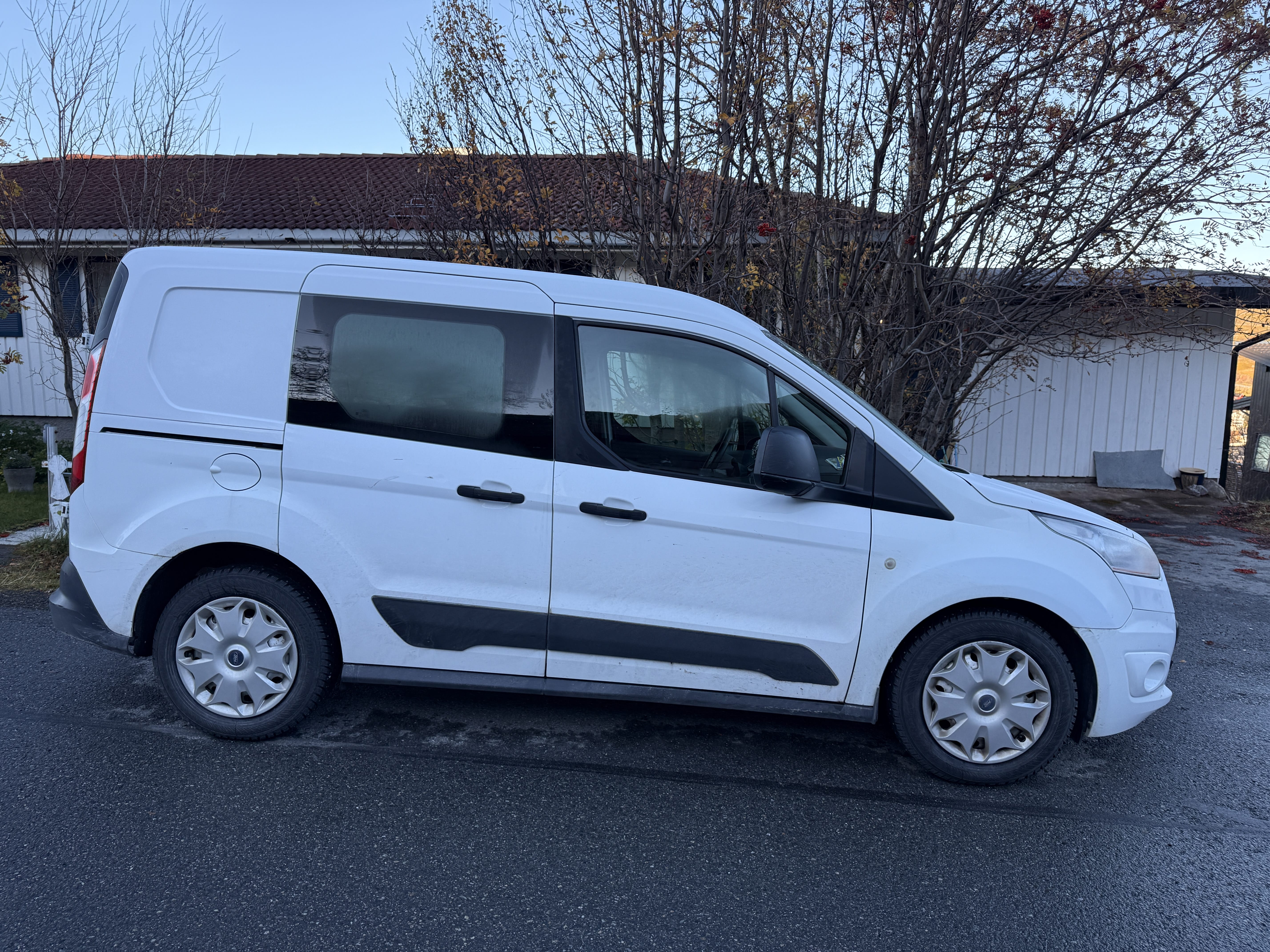 Ford Transit Connect med Aircondition
