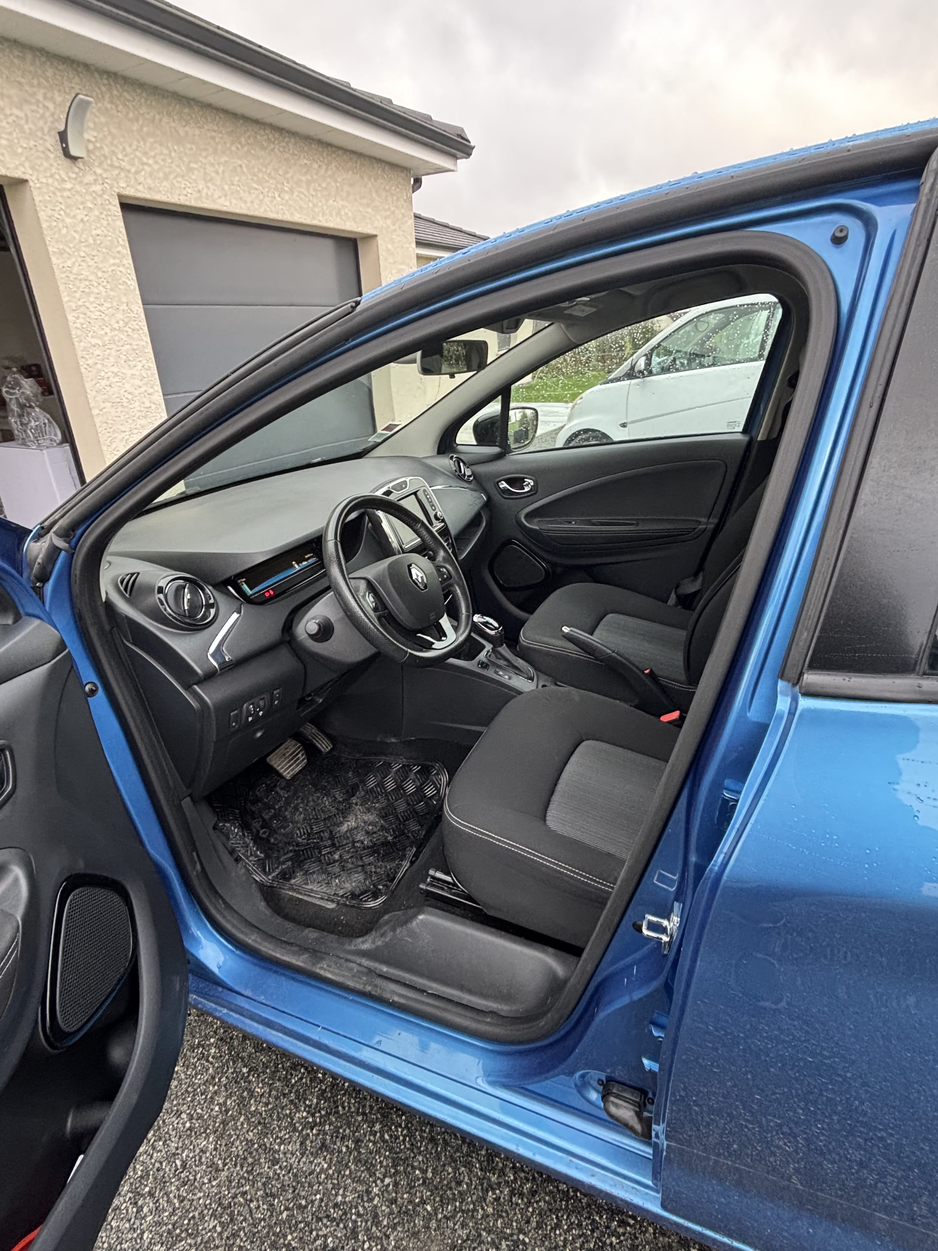 Renault ZOE avec GPS