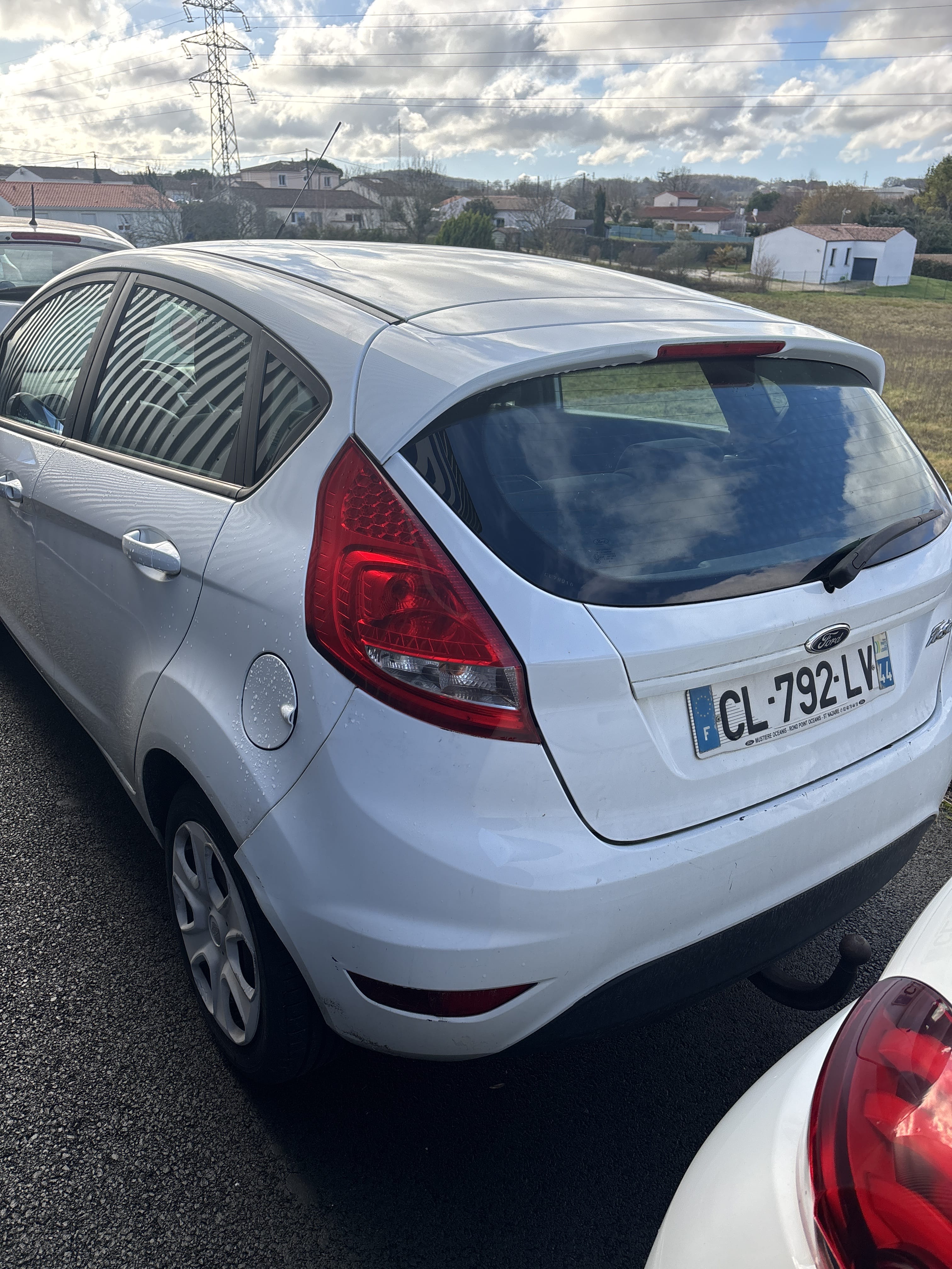 Ford Fiesta avec Climatisation