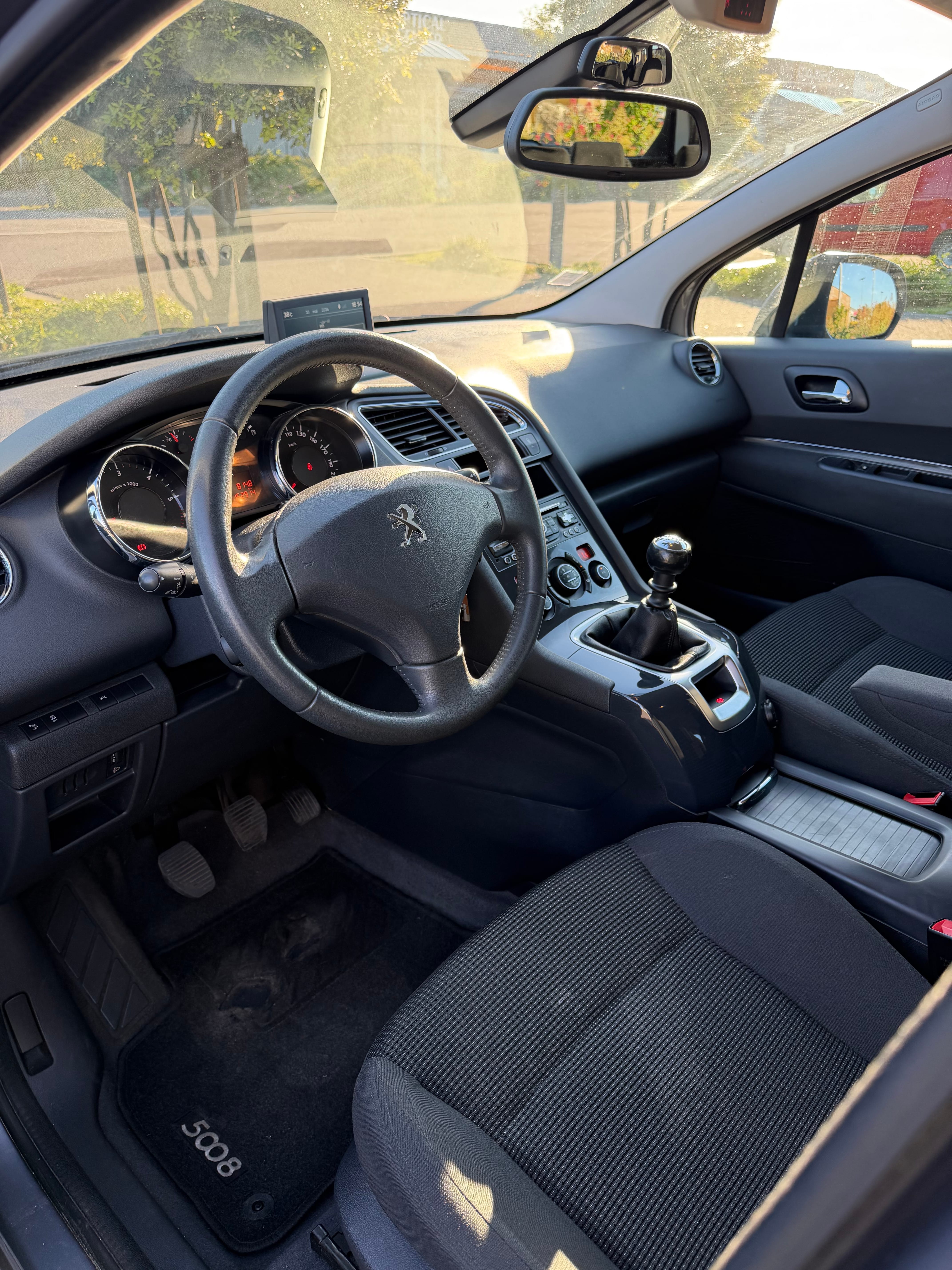 Peugeot 5008 avec Audio Bluetooth