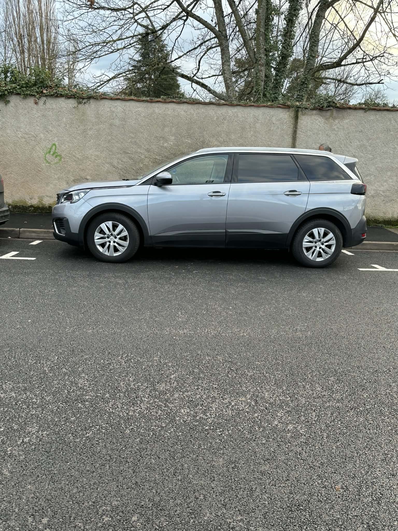 Peugeot 5008 avec Climatisation