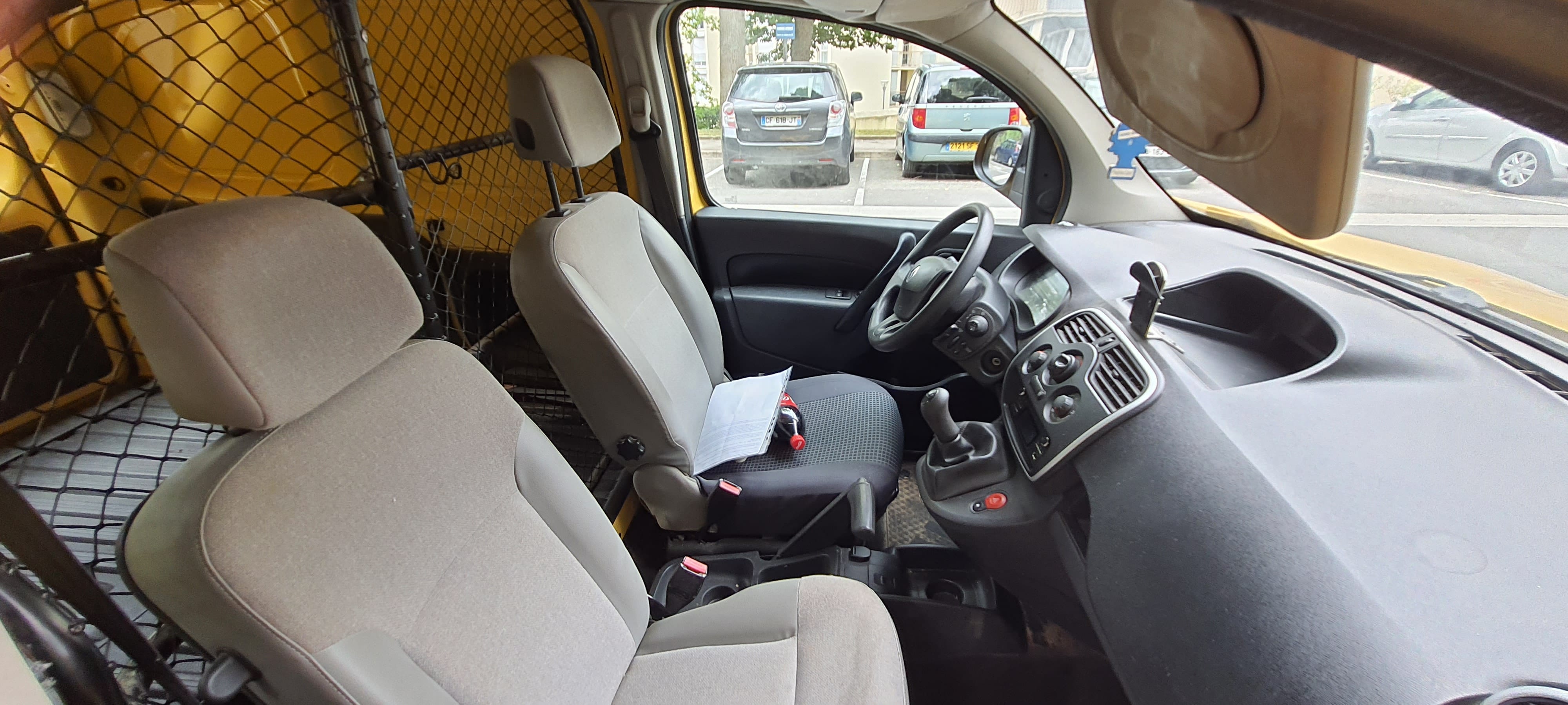 Renault Kangoo Express 1.5 DCI 75 CH (PARKING GRATUIT)