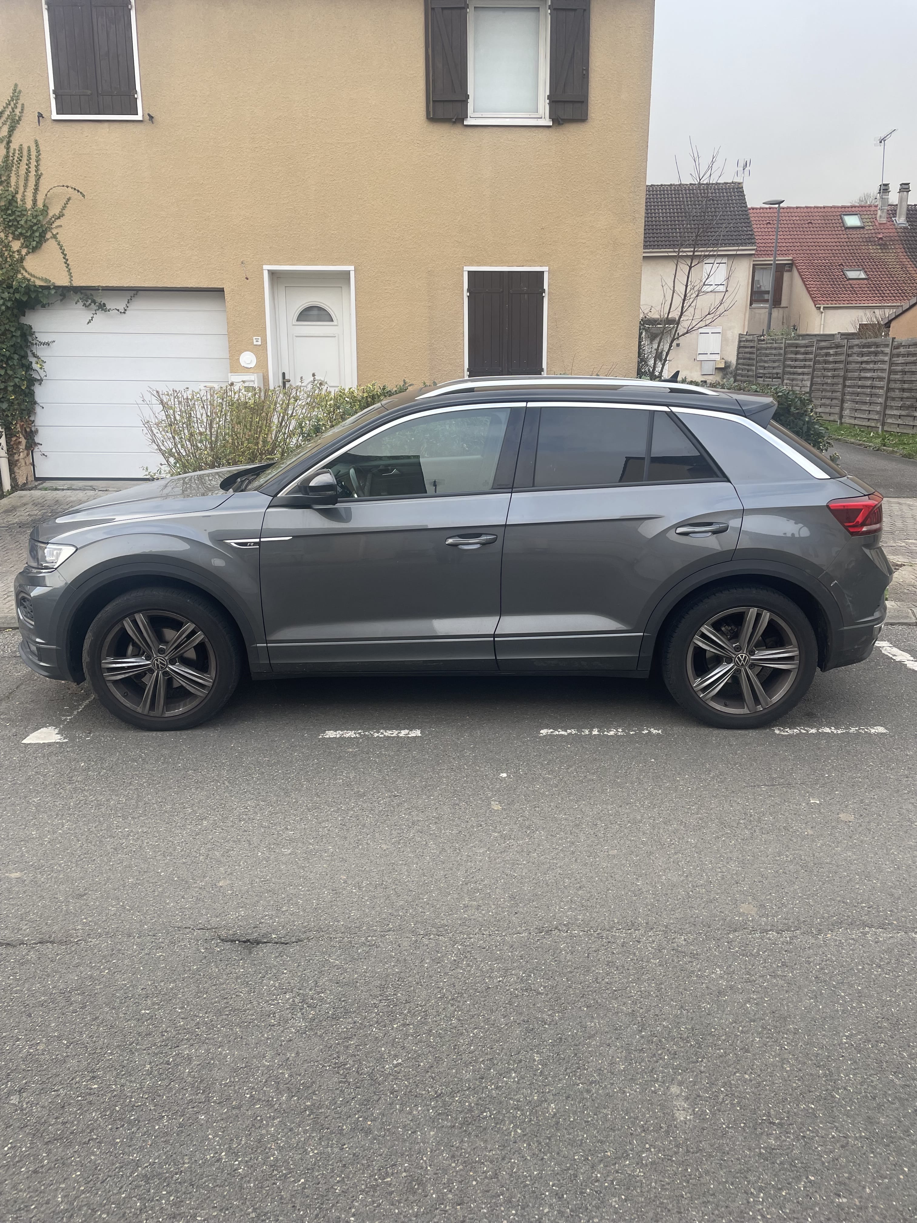 Volkswagen T-Roc avec Climatisation