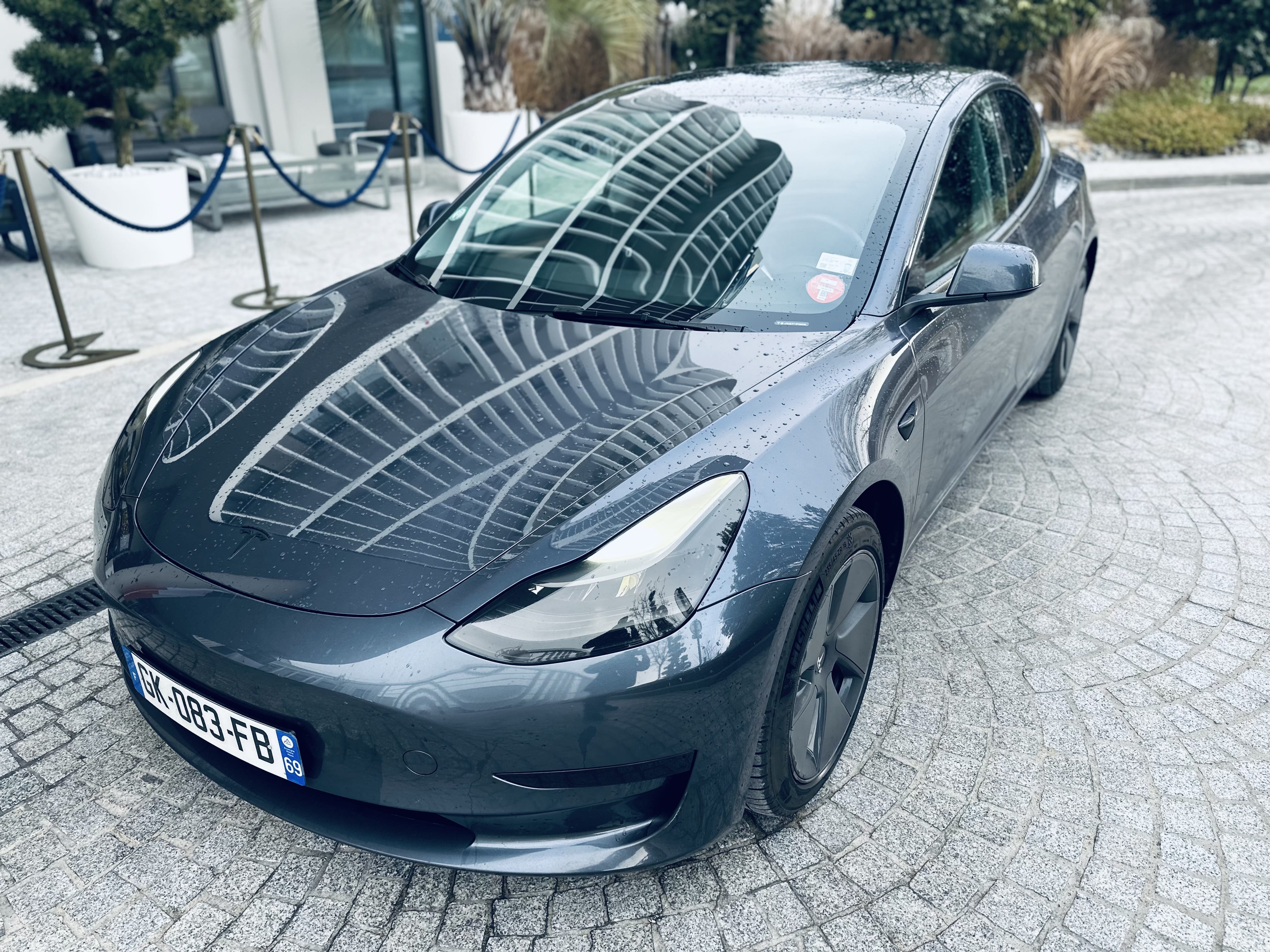 Tesla Model 3, 2022, Électrique, automatique