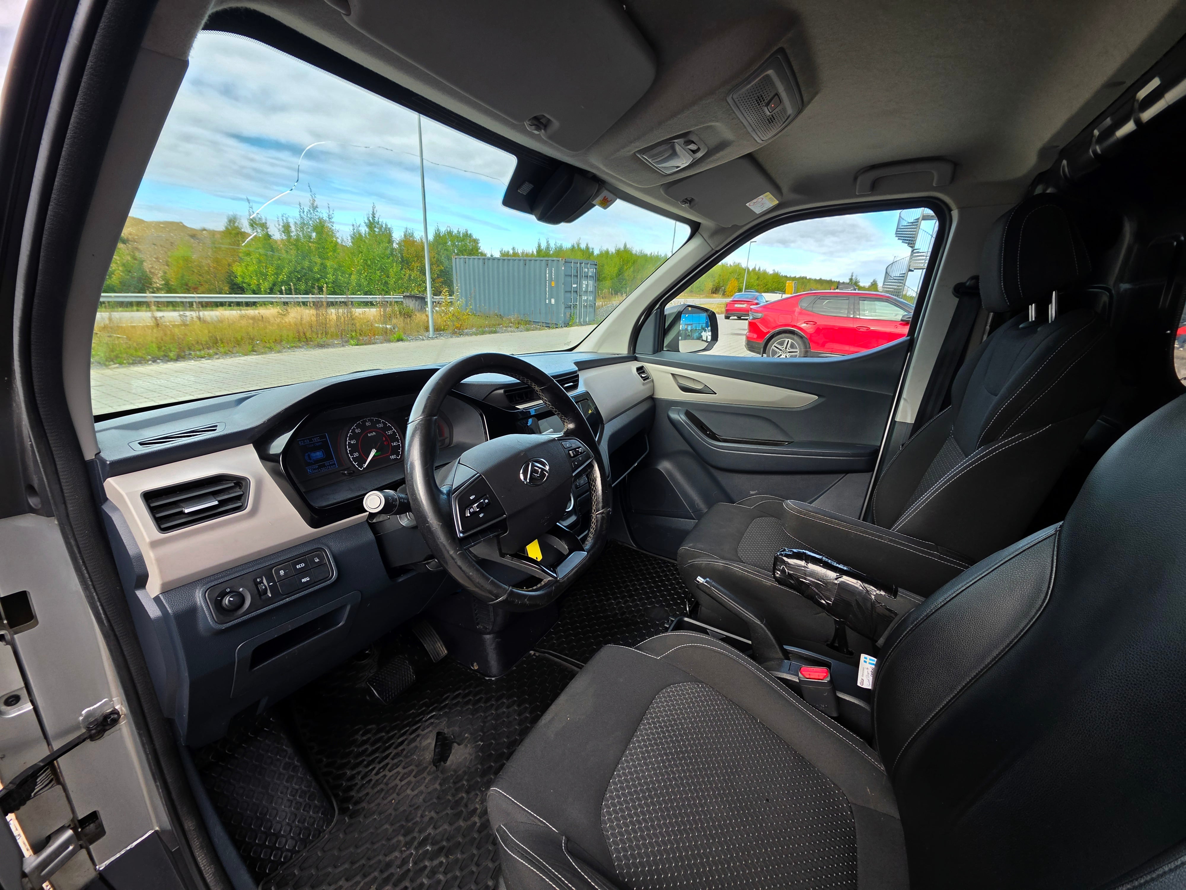 Maxus eDeliver 3 LWB 6,3 m³ - Lang utgave med Bluetooth audio