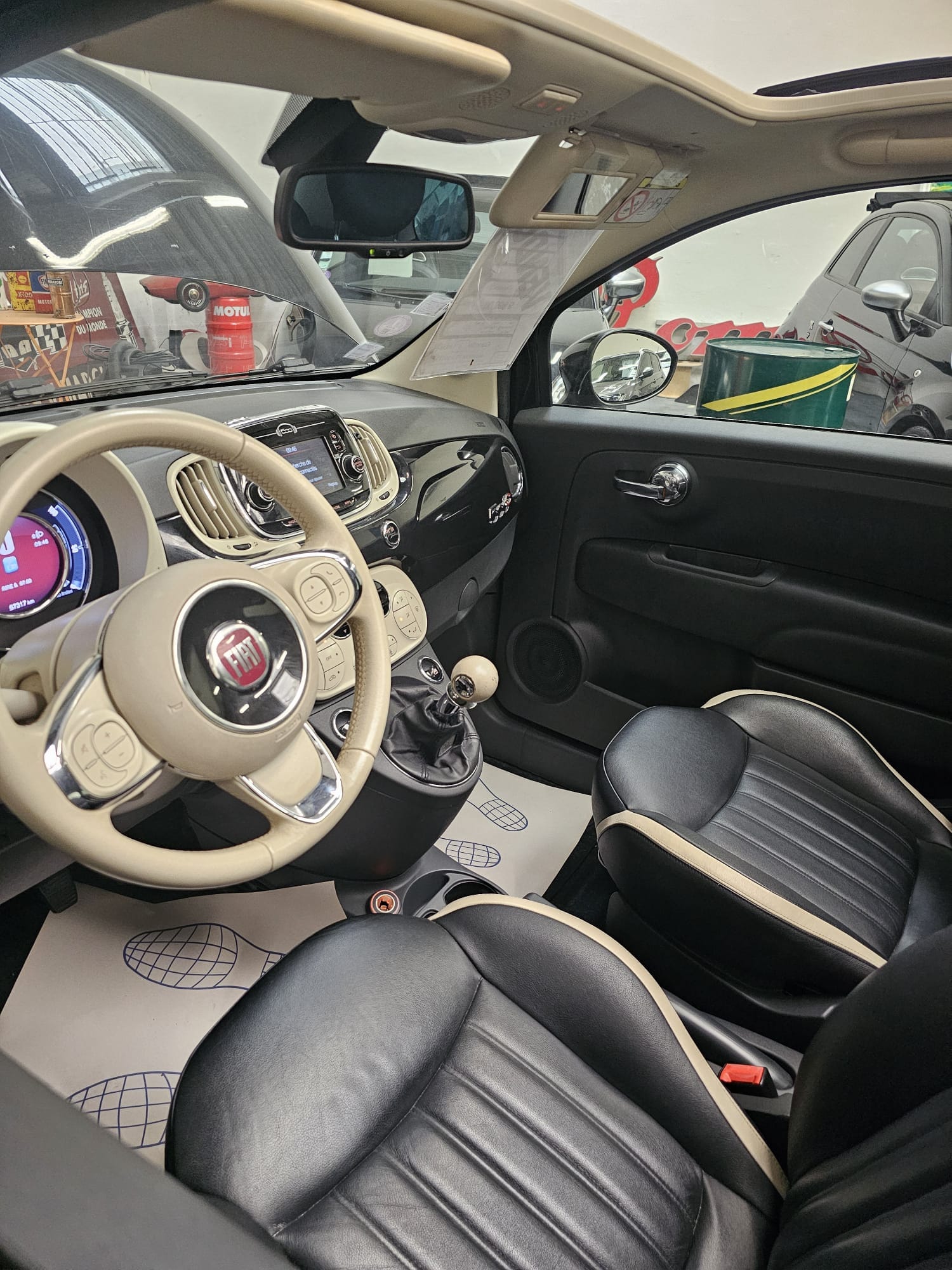 Fiat 500 avec GPS