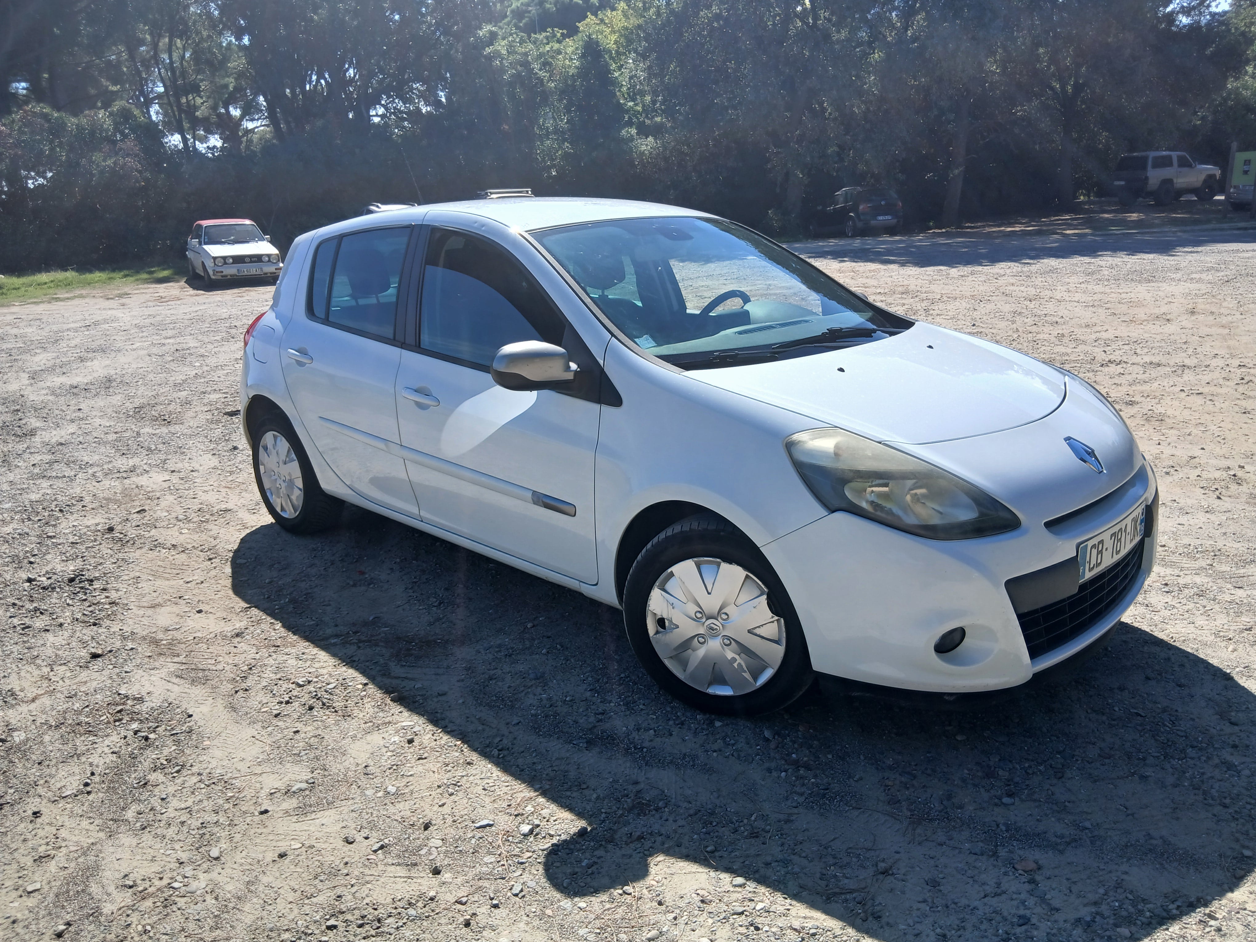 Renault Clio 1.5 dci 90cv avec GPS