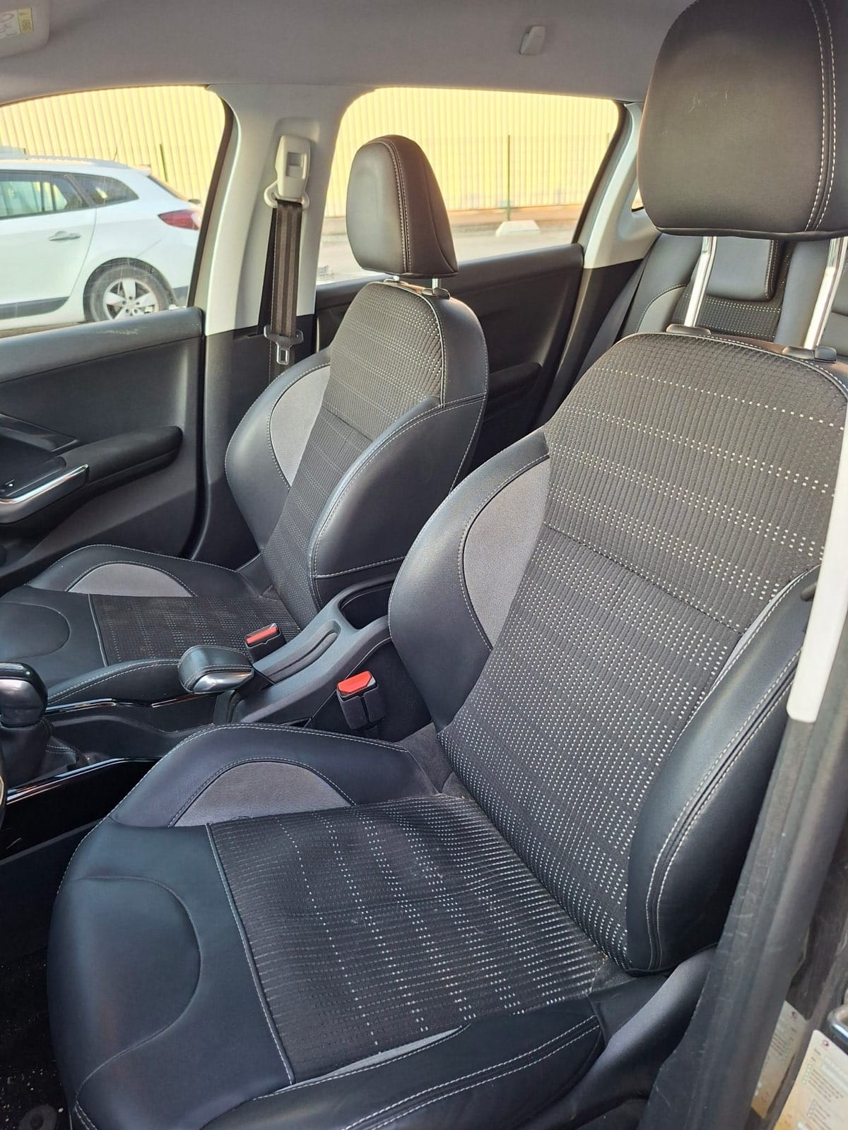 Peugeot 2008 avec Régulateur de vitesse