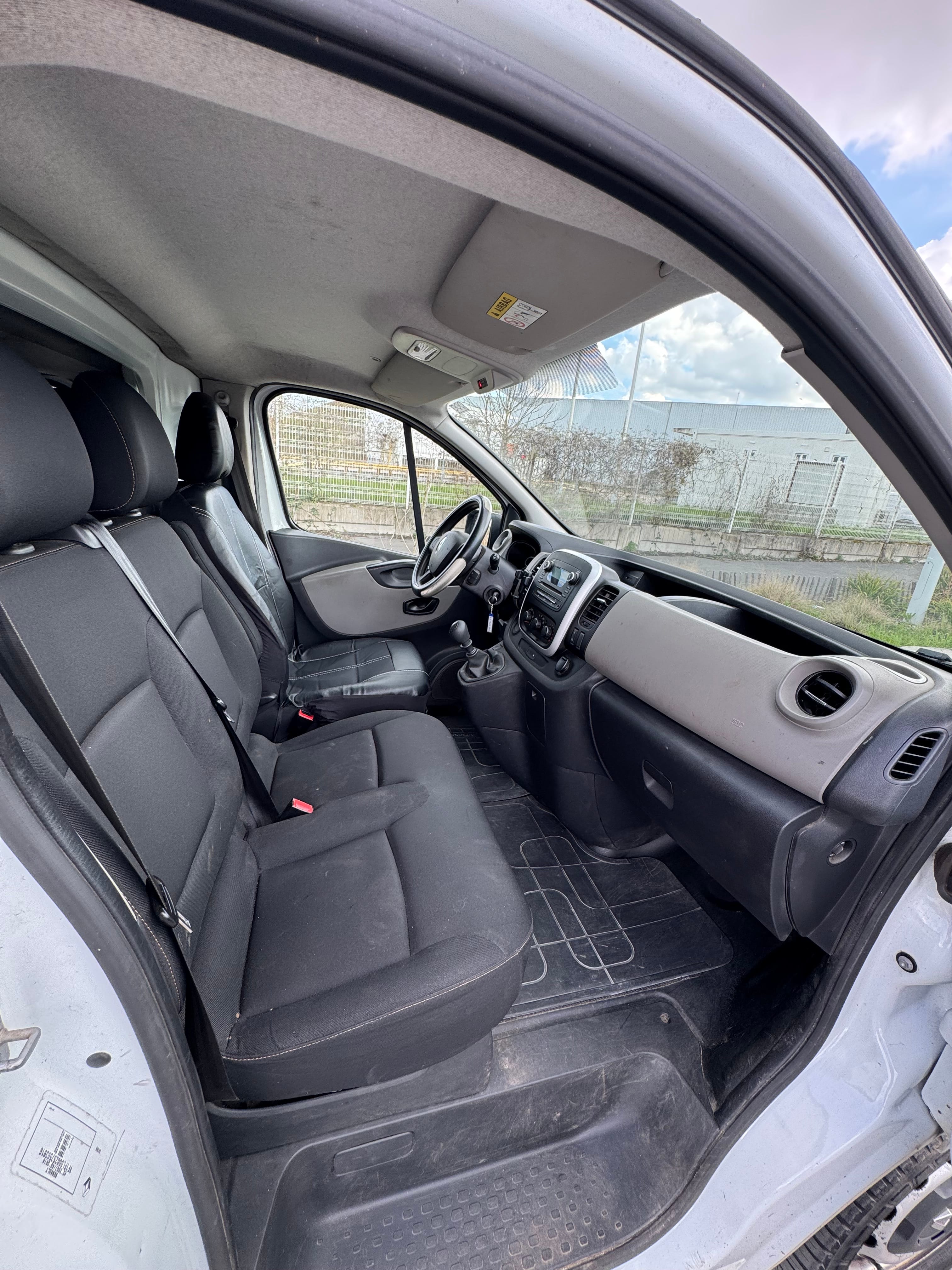 Renault Trafic avec Entrée audio / iPod