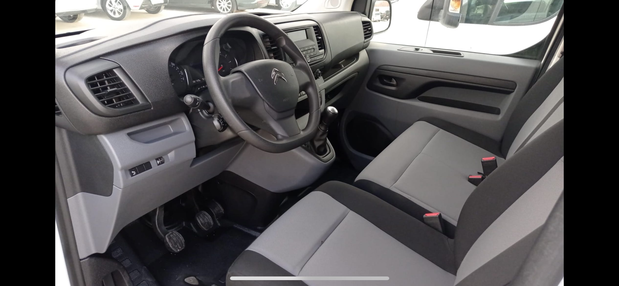 Citroen Jumpy 95 CV con Dashcam