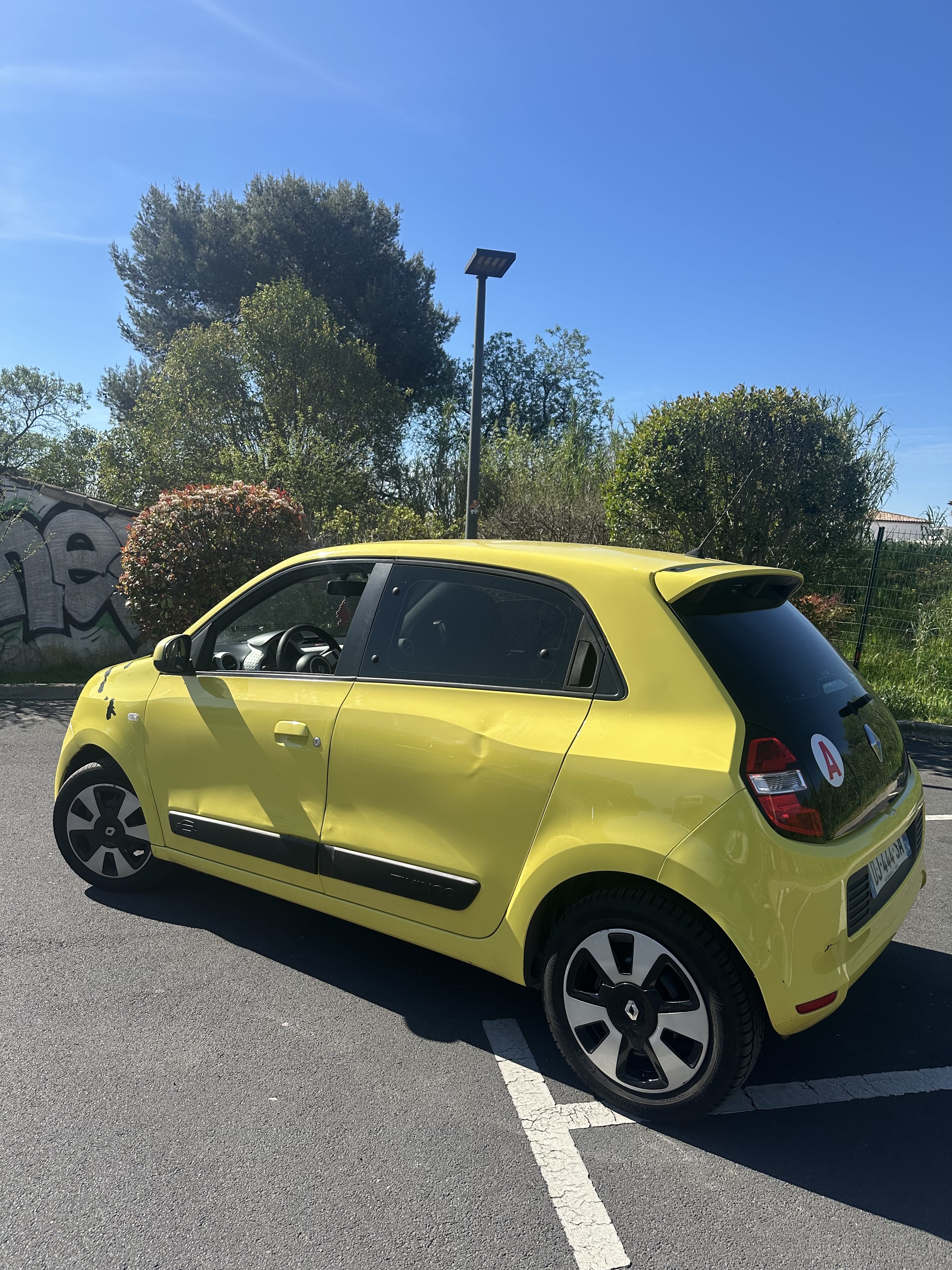 Renault Twingo III with Cruise control