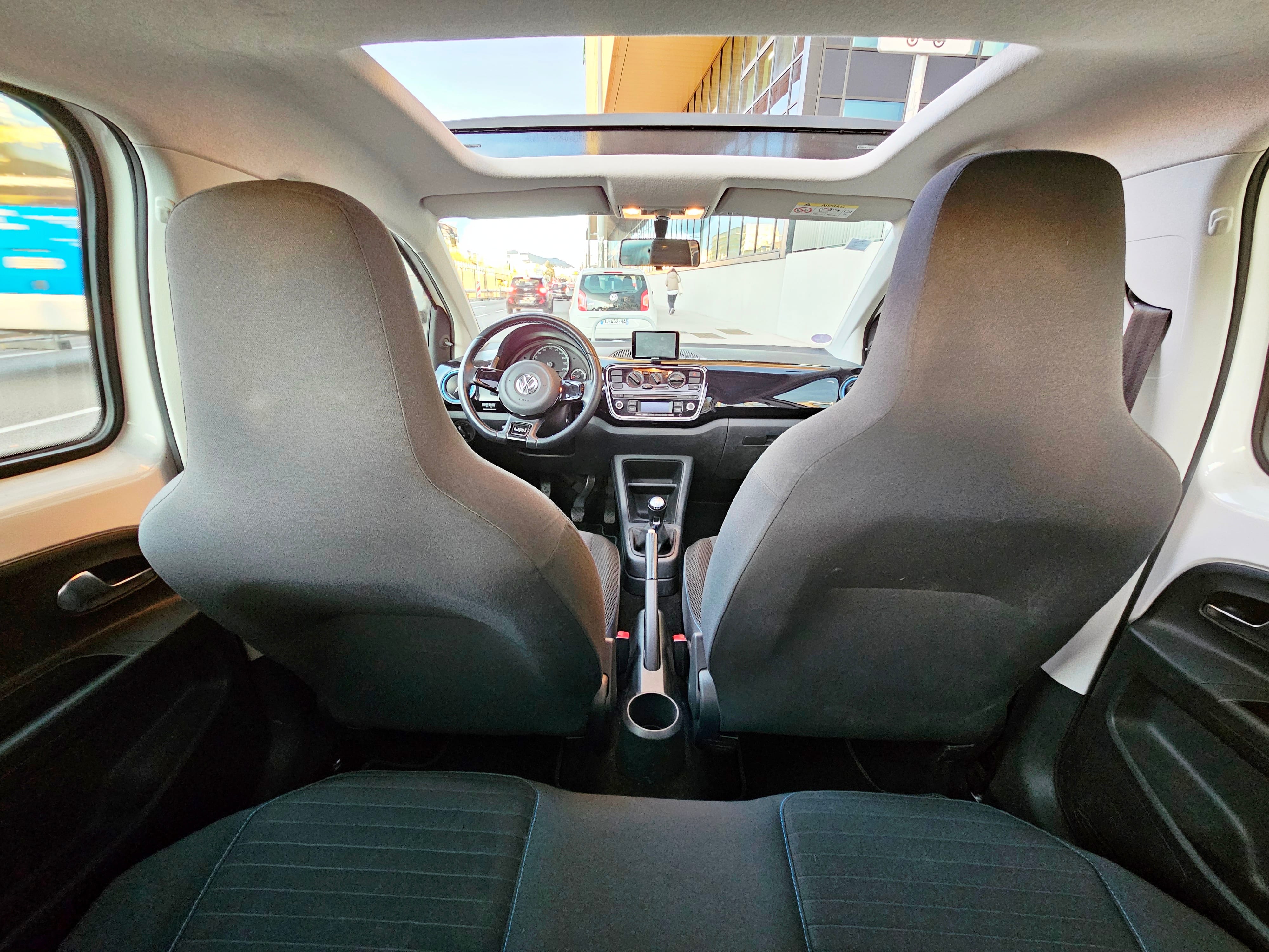 Volkswagen Up! Toit Ouvrant met Cruise control