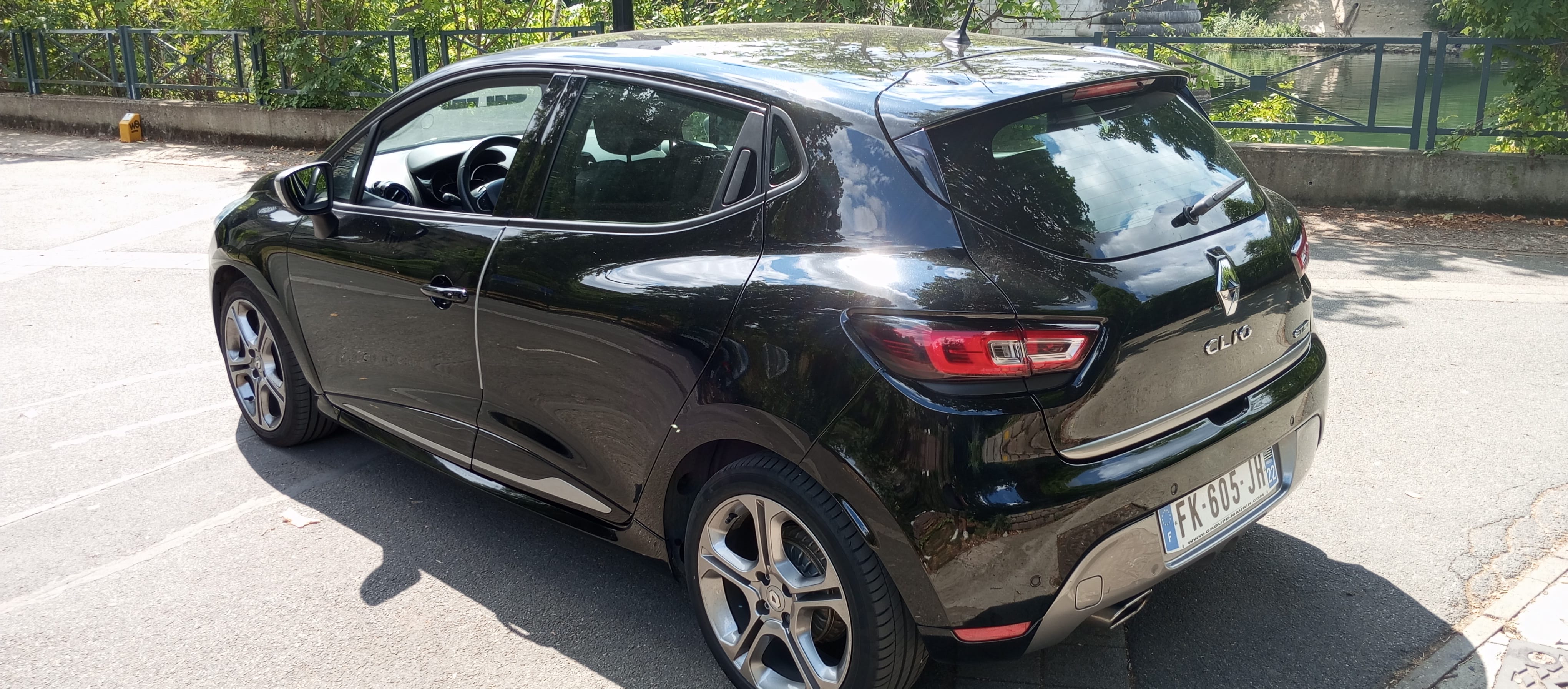 Renault Clio GT LINE avec Climatisation