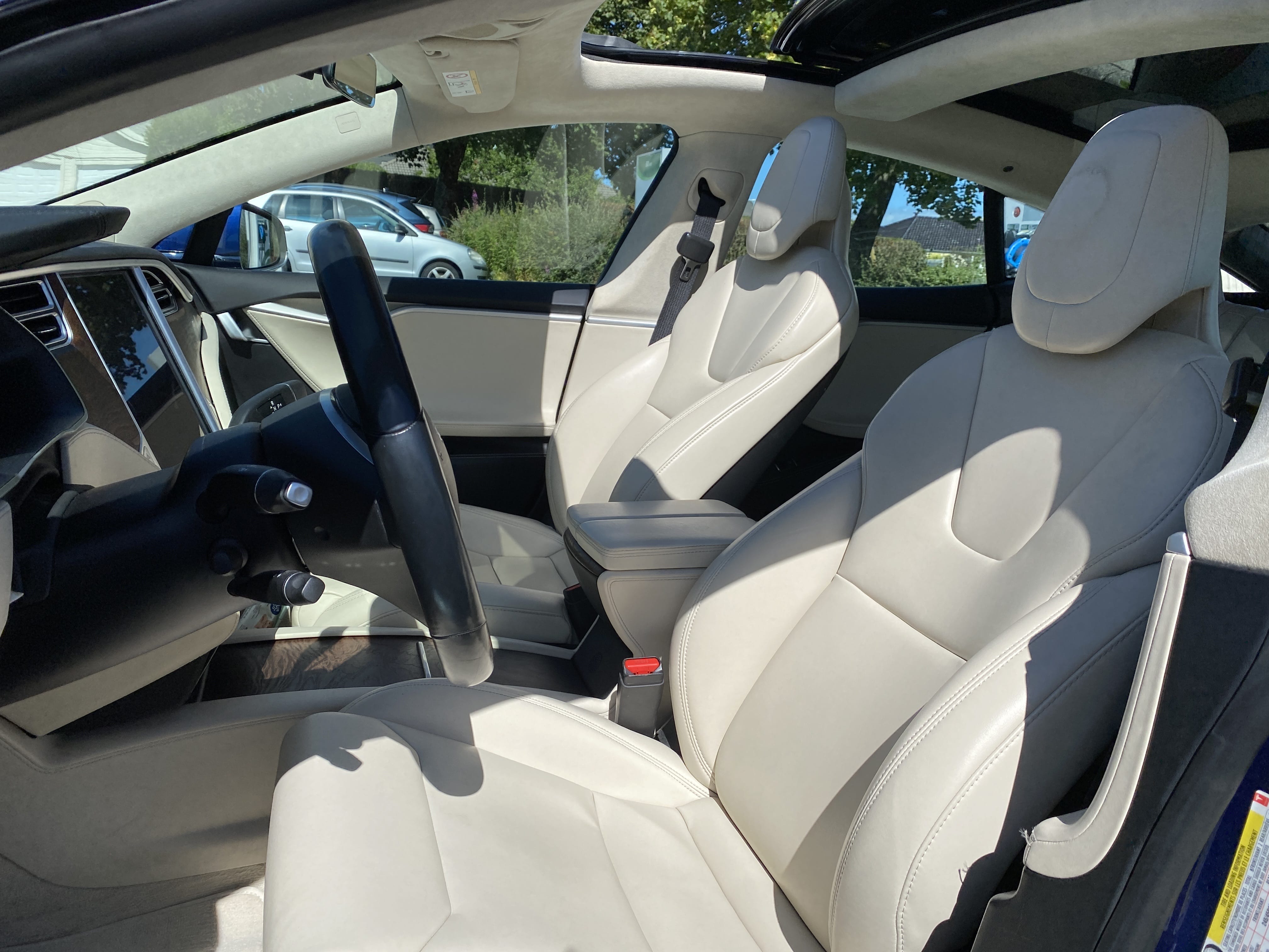 Tesla Model S 75D med Cruisekontroll