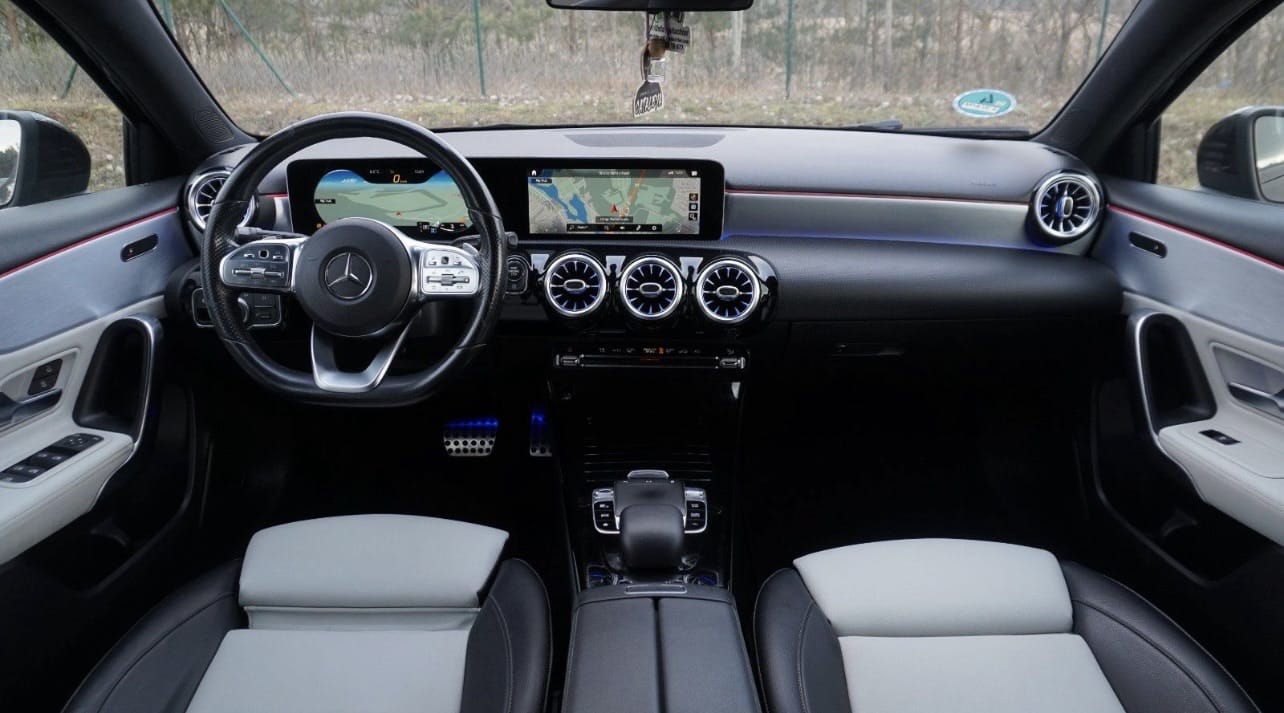 Mercedes-Benz Classe A avec GPS