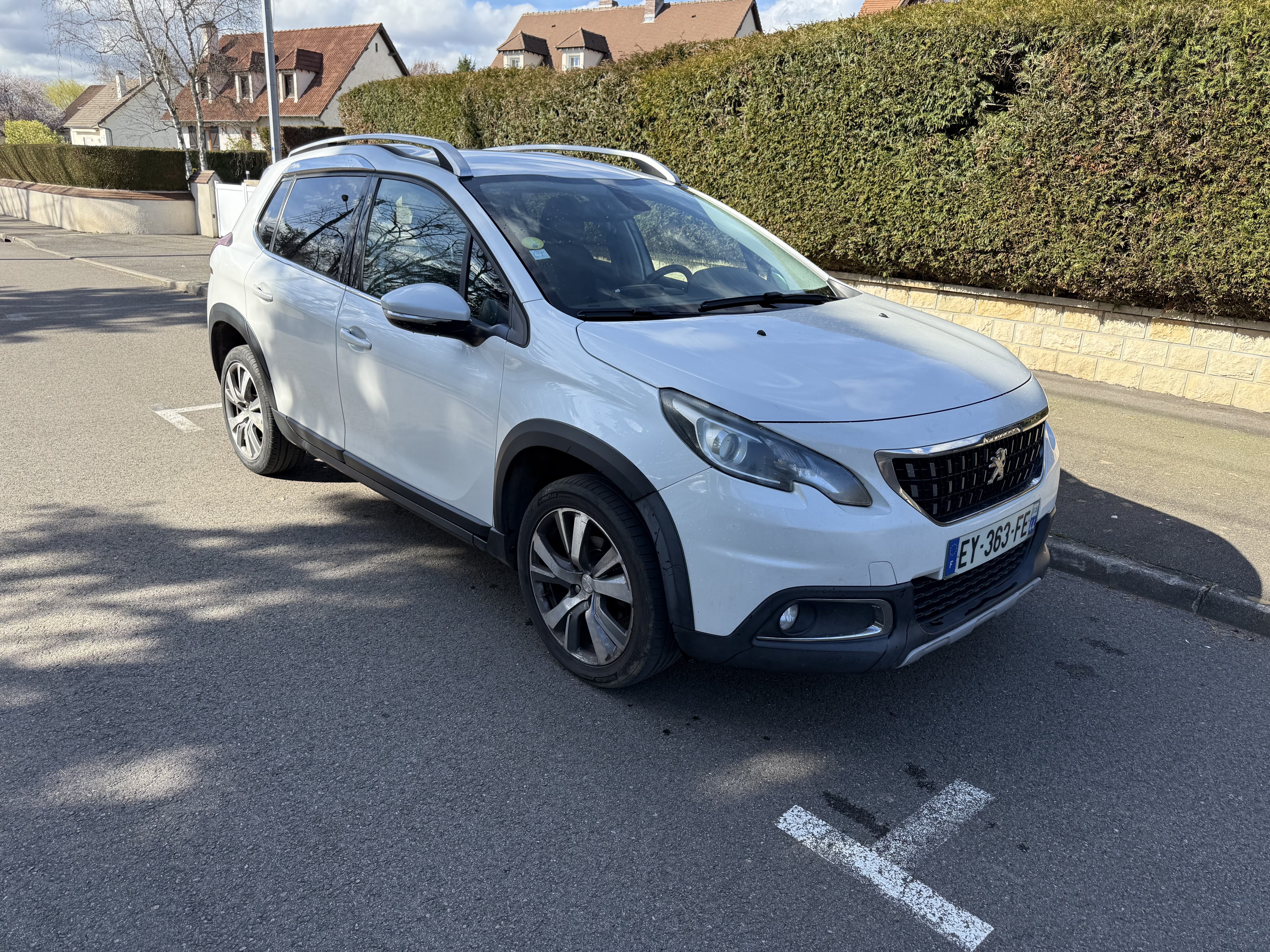 Peugeot 2008 avec Climatisation