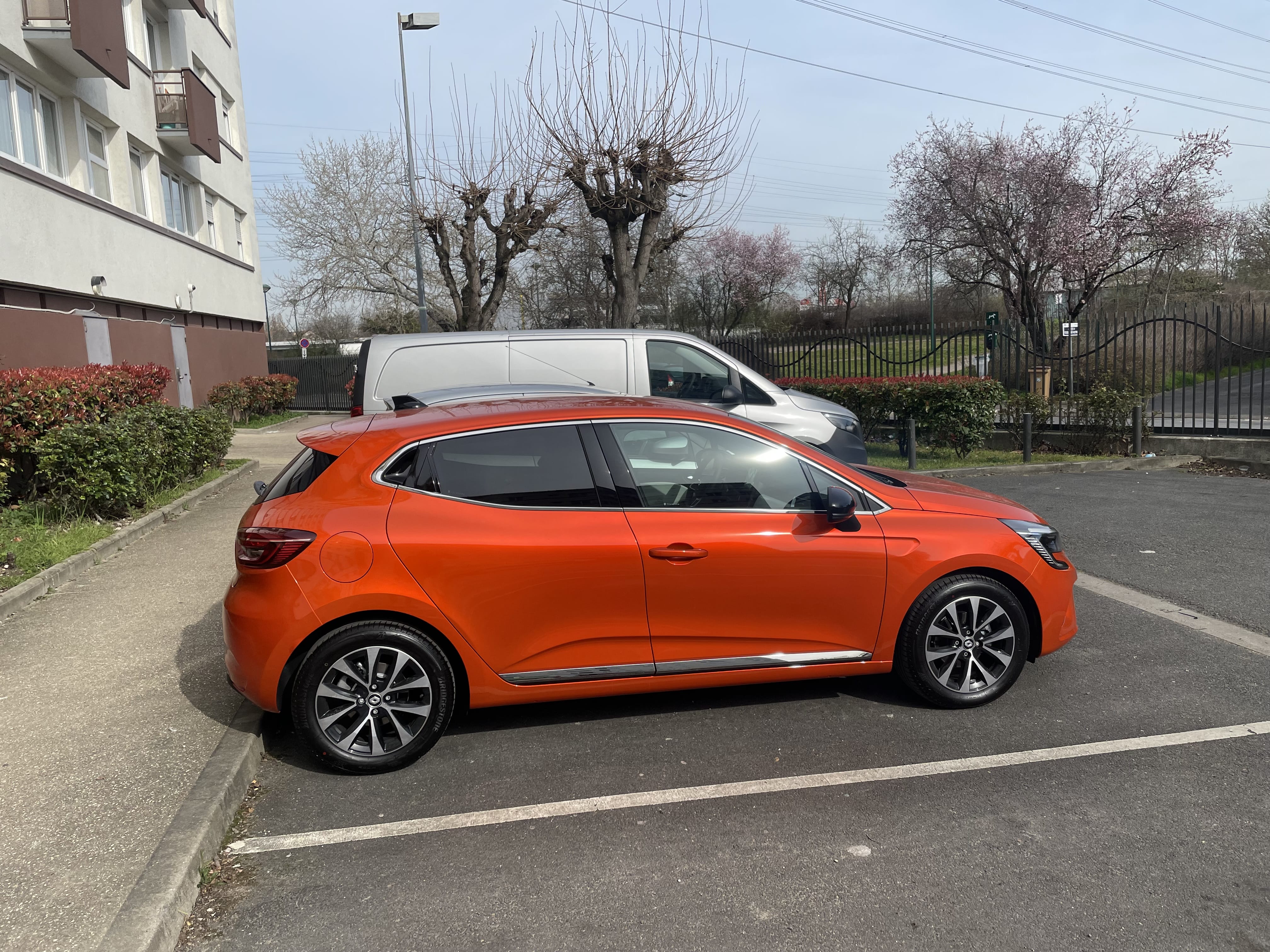 Renault Clio V FULL OPTION avec Climatisation