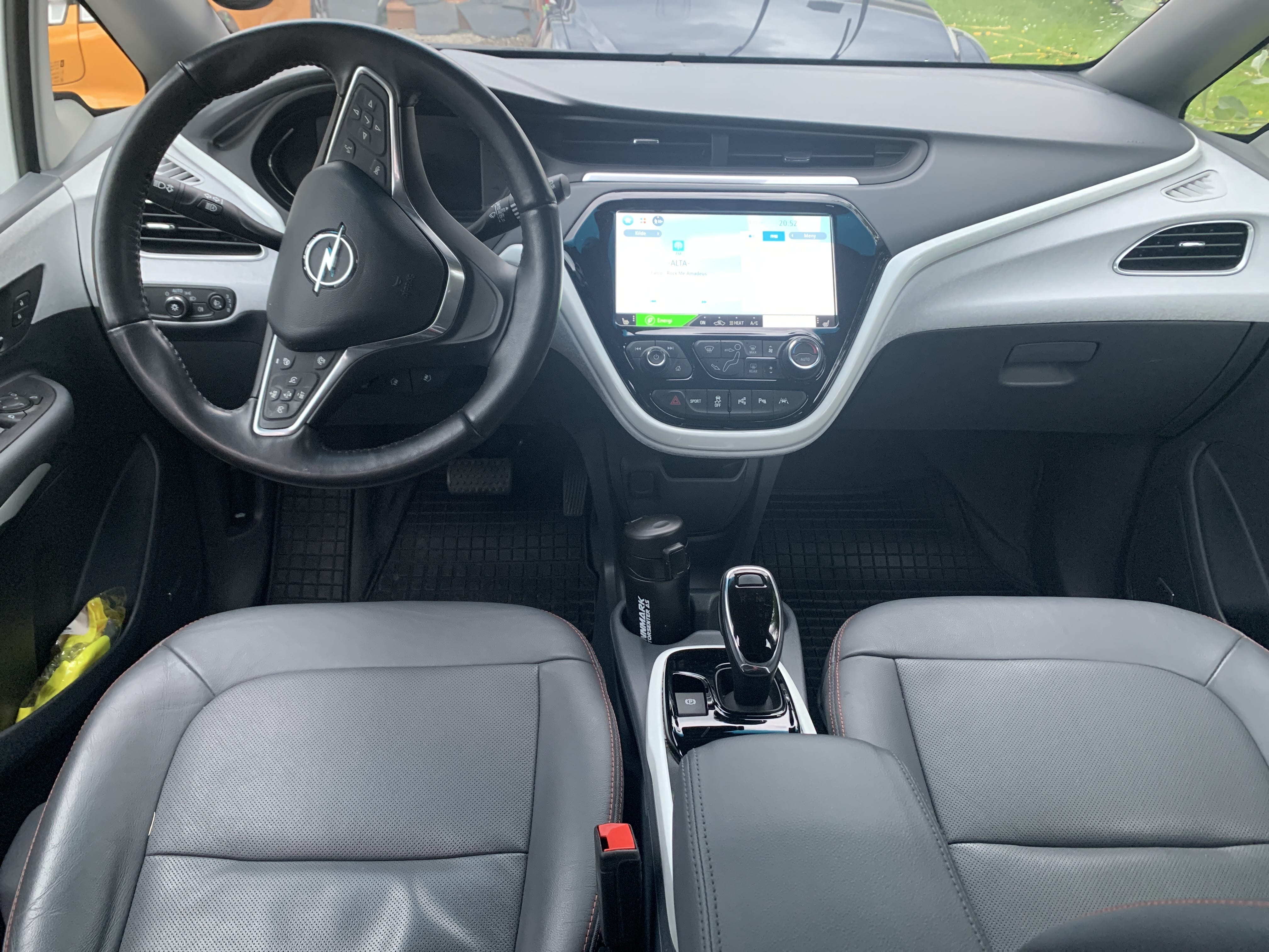 Opel Ampera E med Babysete