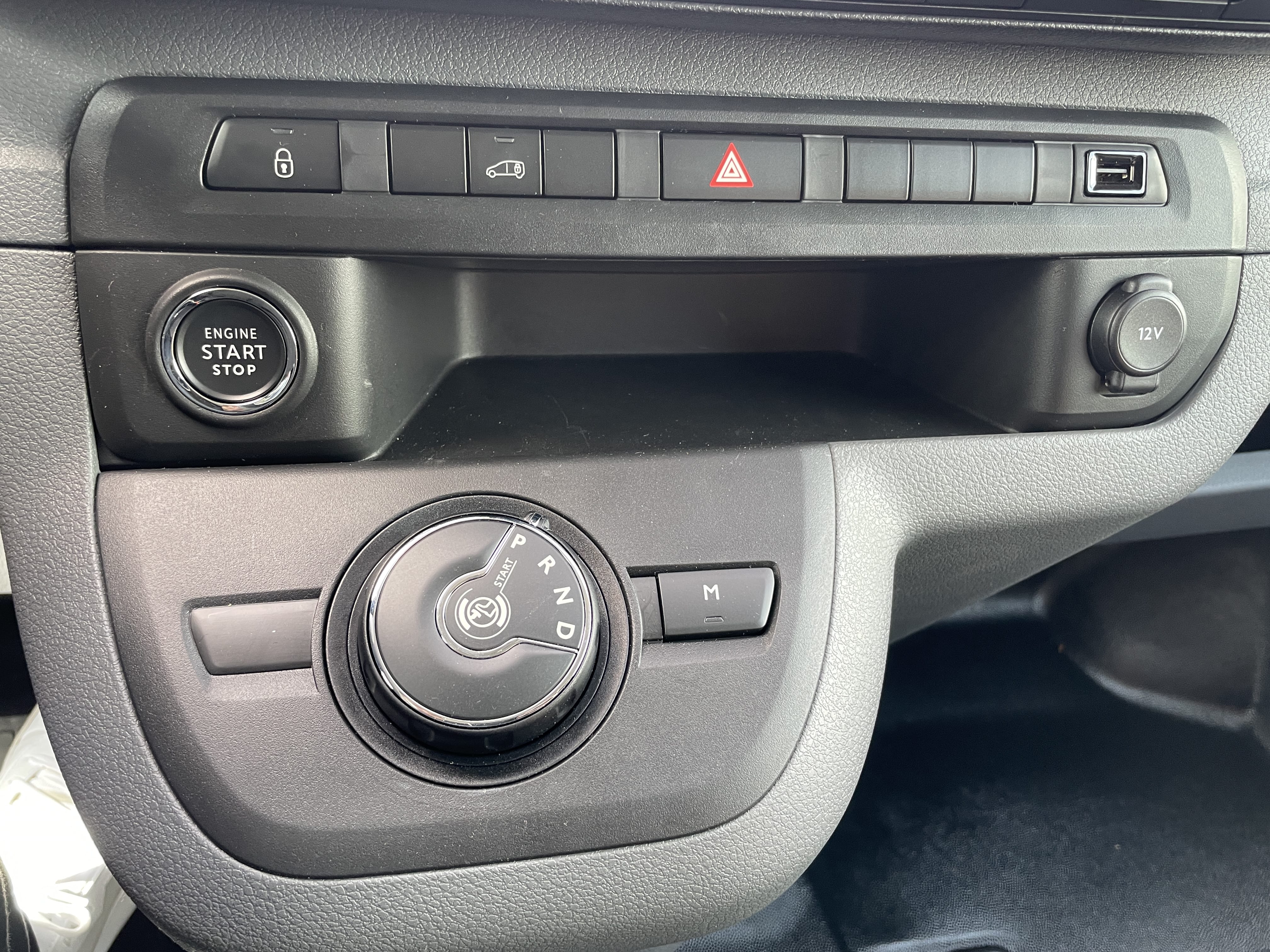 Fiat Scudo avec Coffre de toit