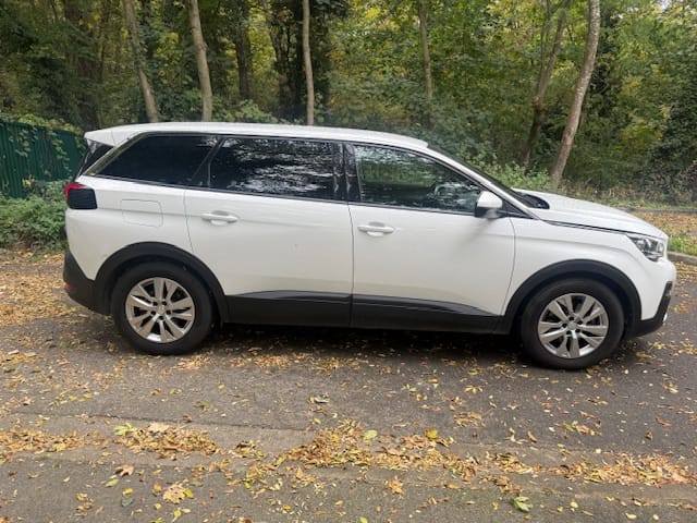 Peugeot 5008 avec Climatisation