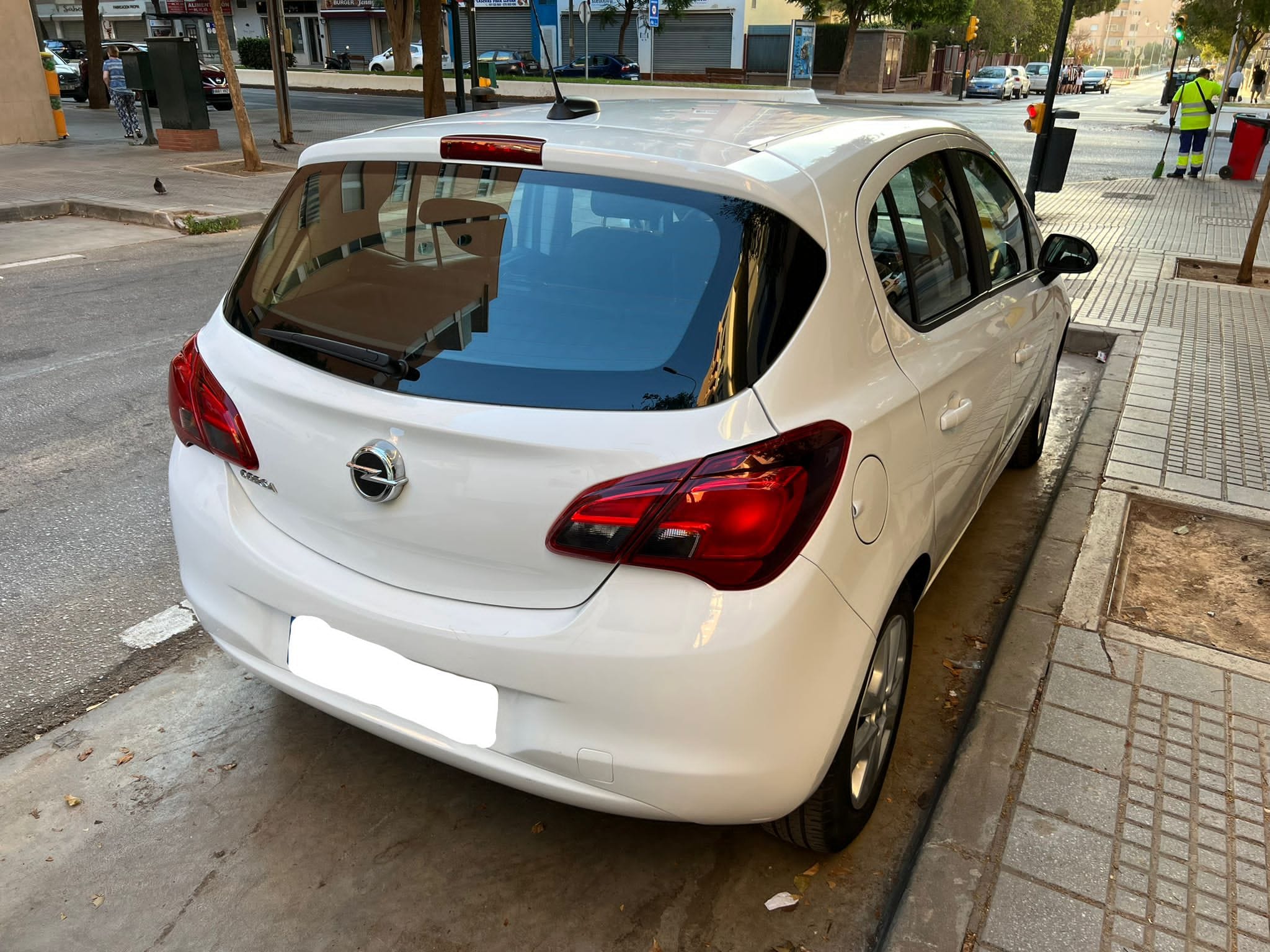 Opel Corsa con Control de velocidad