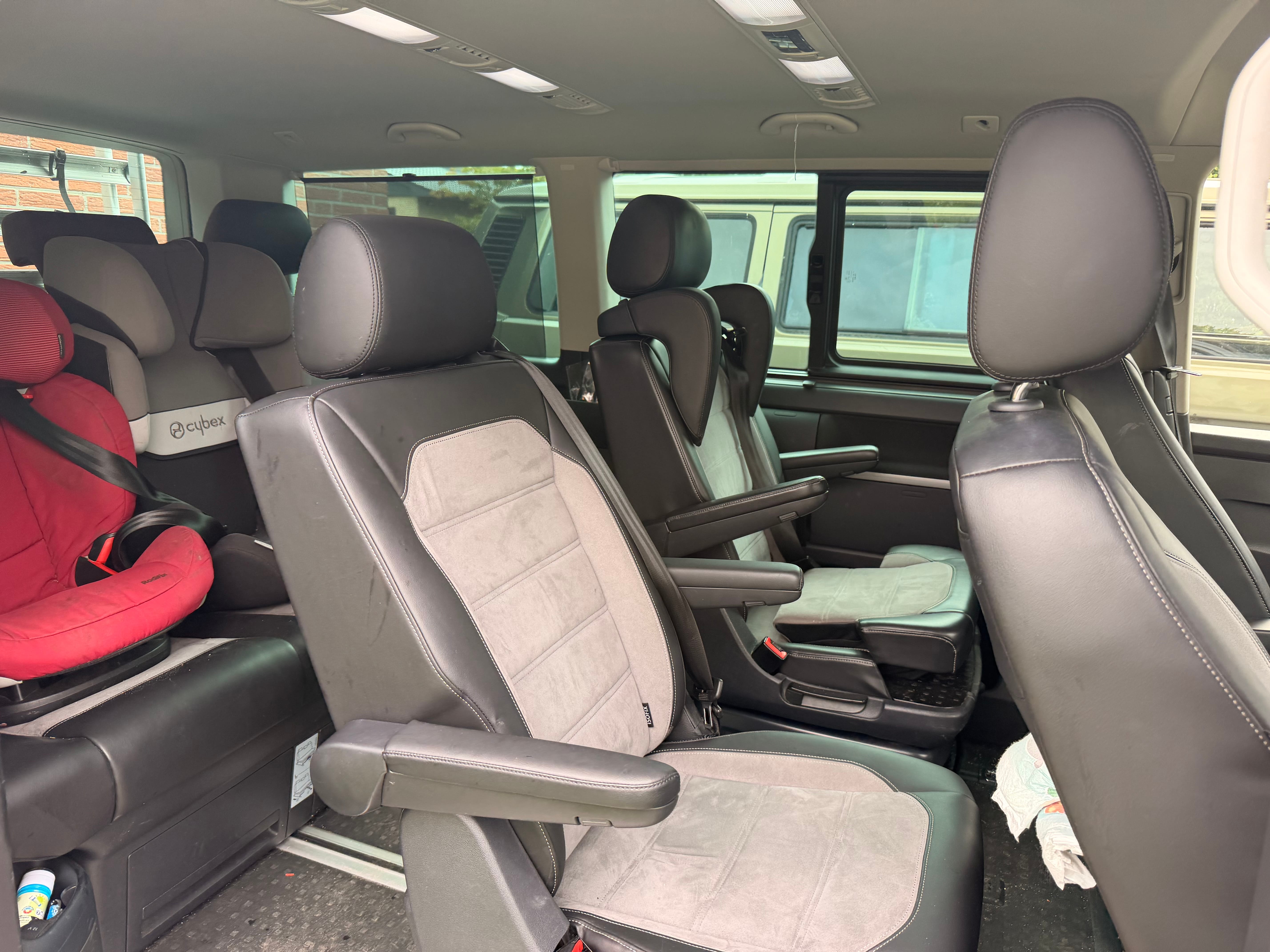 Volkswagen Multivan 7-Sitzer con Control de velocidad