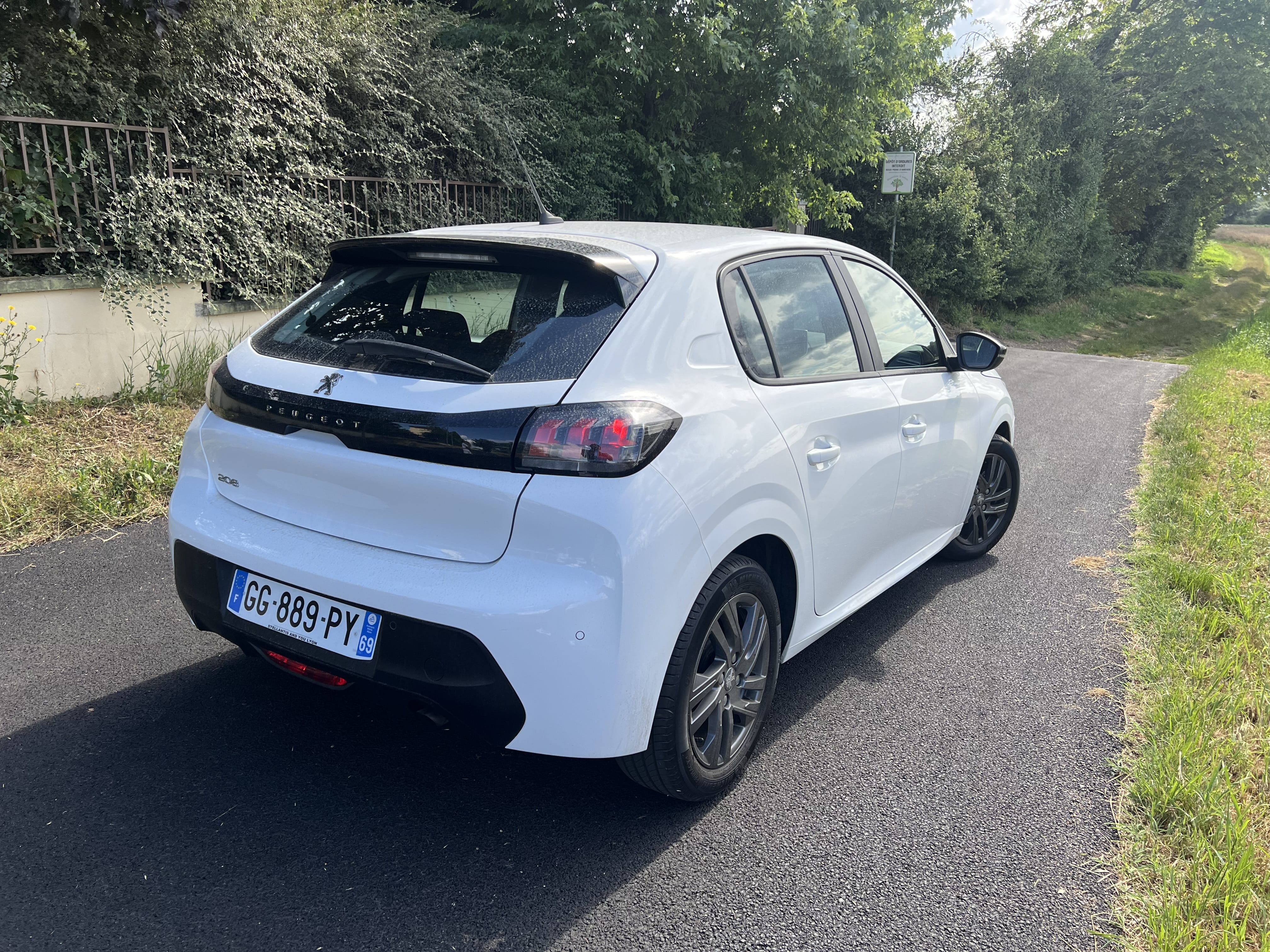 Peugeot 208 avec Climatisation