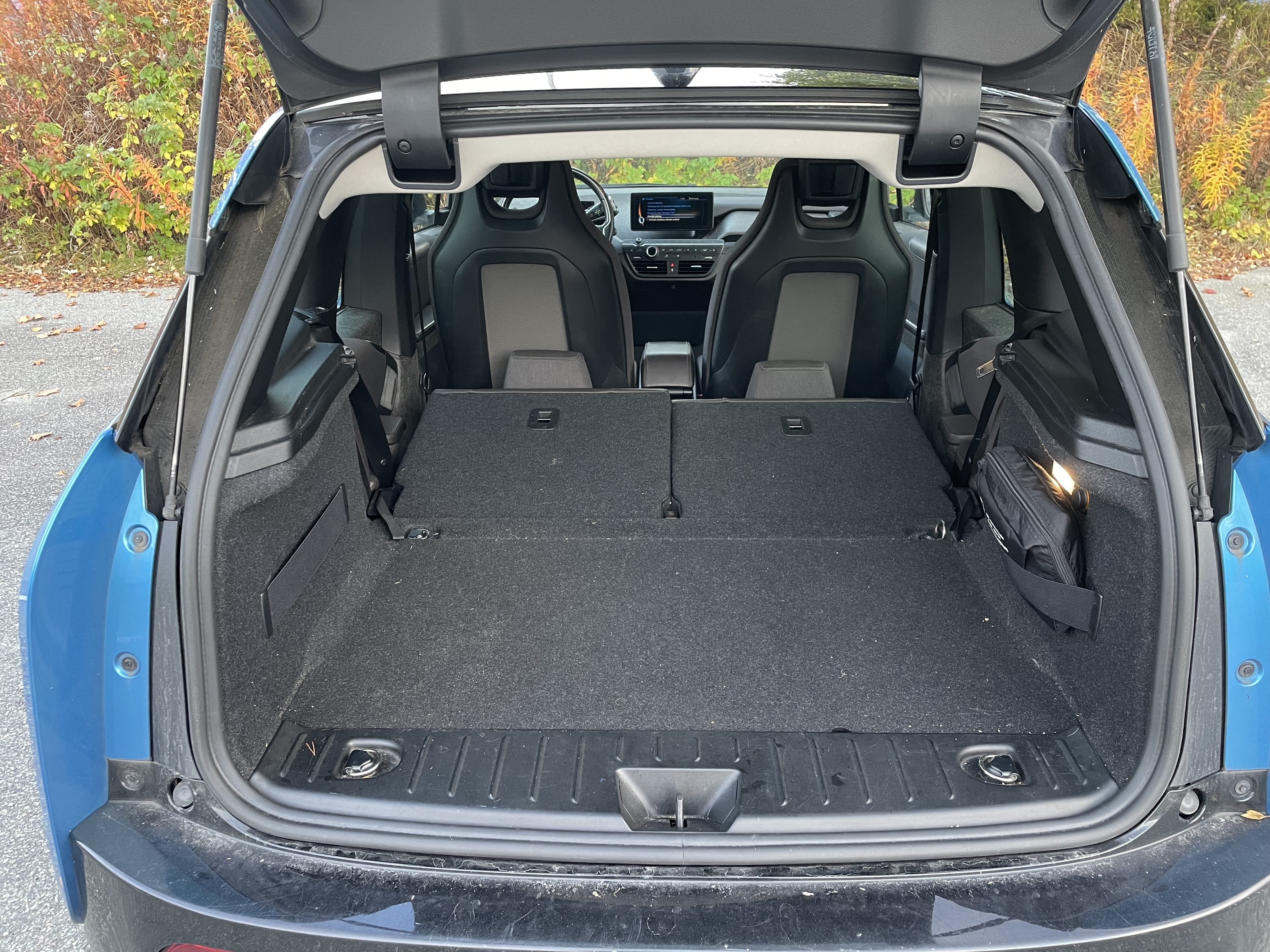 BMW i3 Elbil with Snow tires