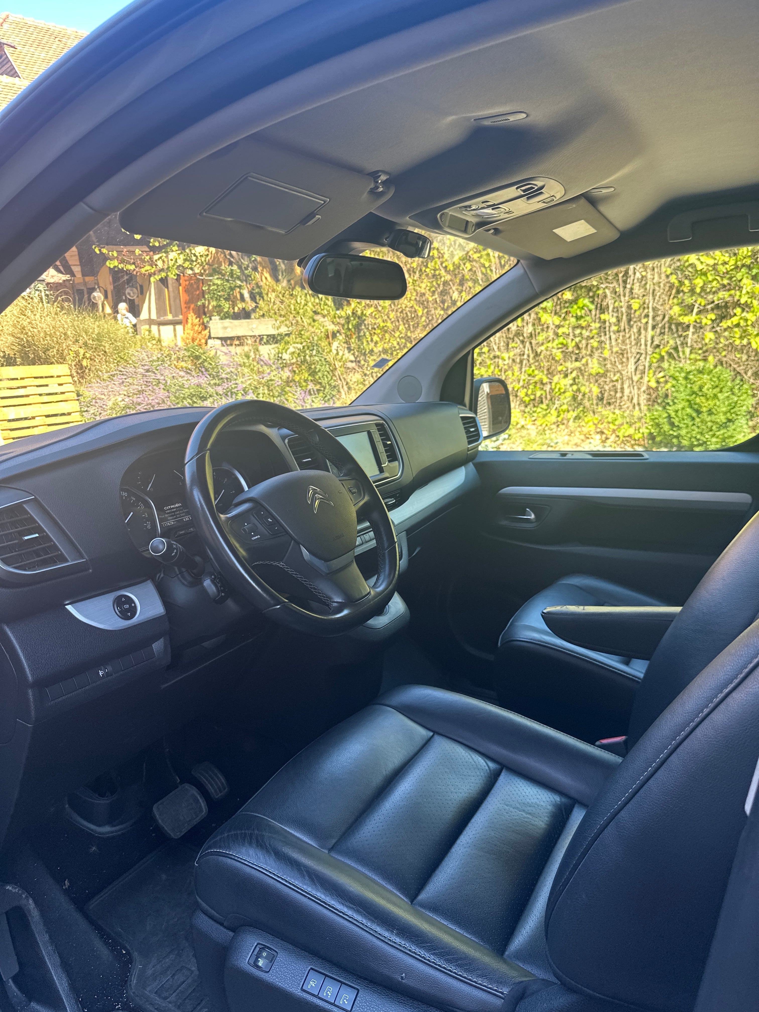 Citroen Jumpy SpaceTourer avec GPS