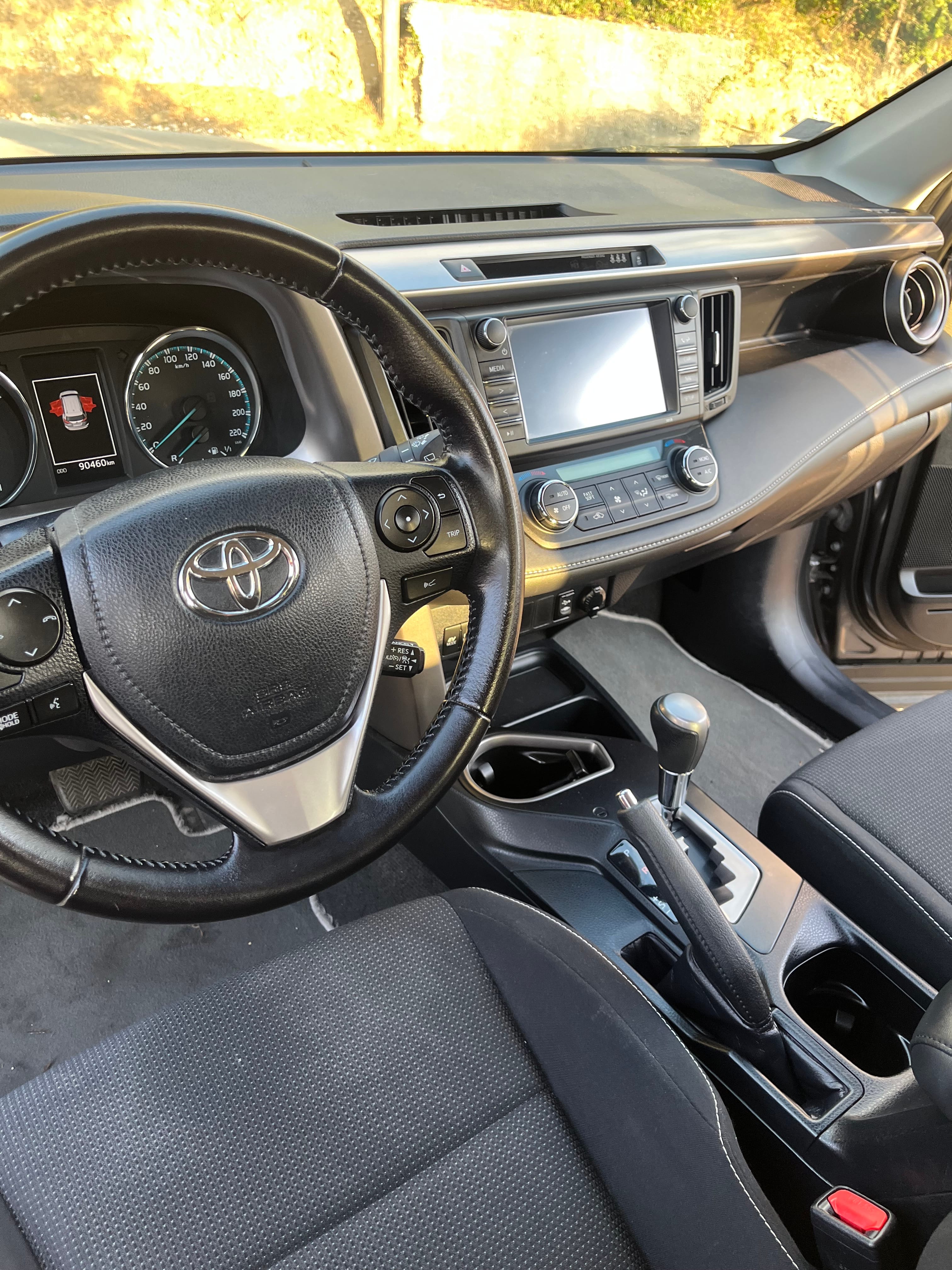 Toyota Rav4 Hybride avec GPS