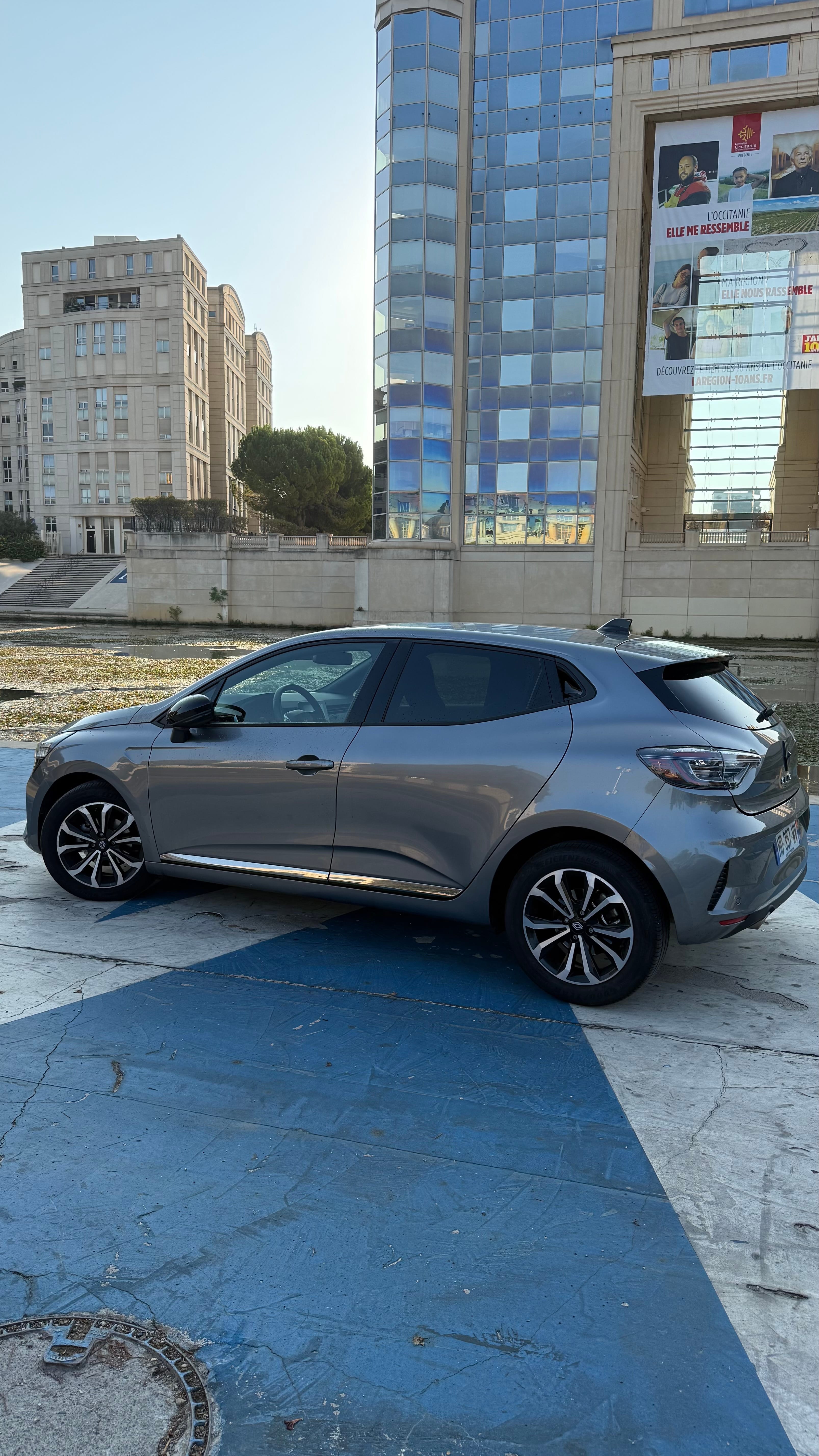 Renault Clio Techno 1.0 TCE avec Climatisation