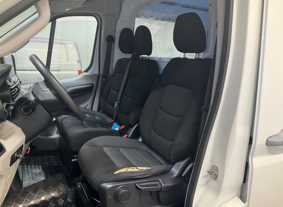 Maxus eDeliver 9 mit Winterreifen