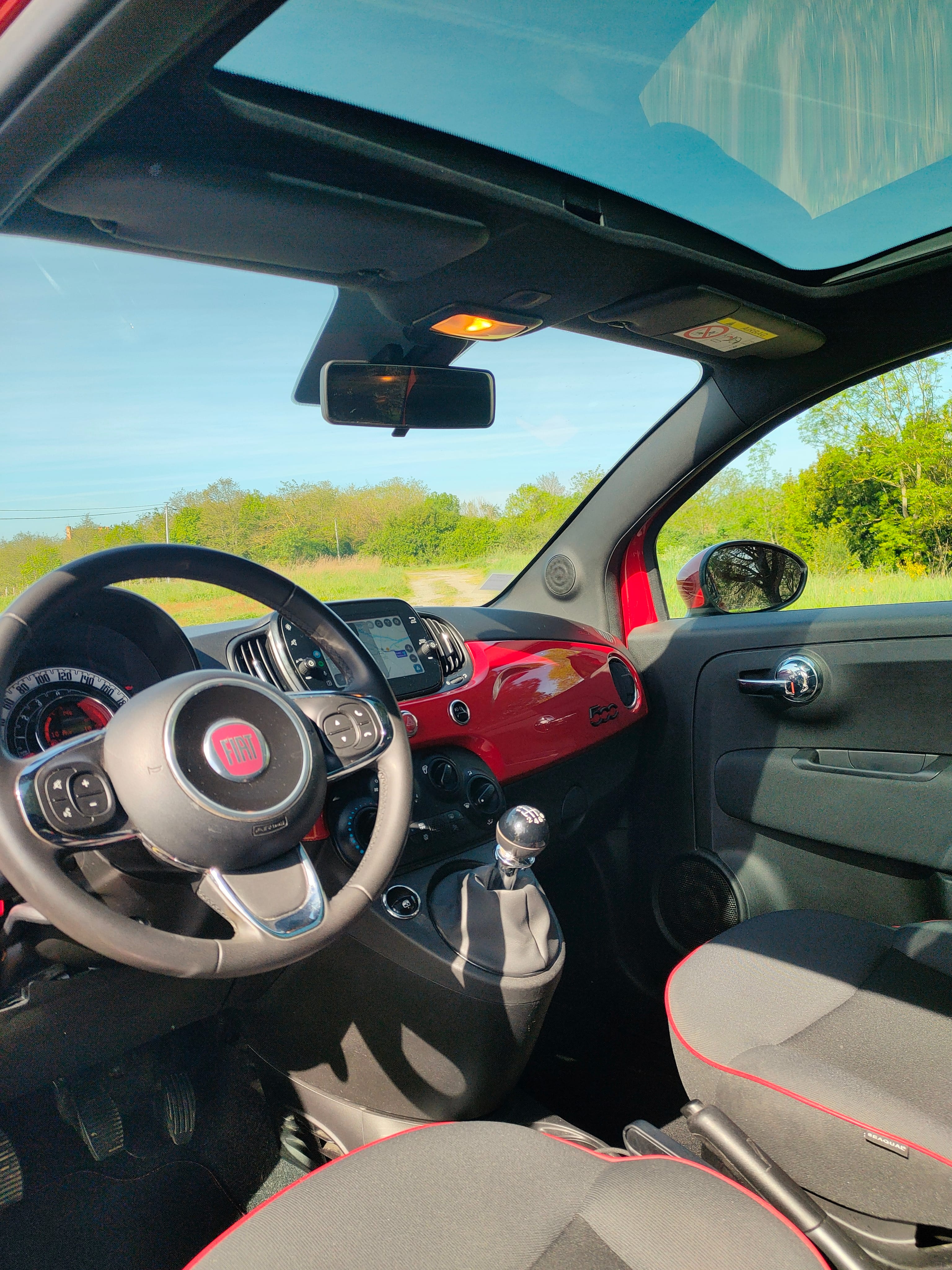 Fiat 500 avec Apple CarPlay