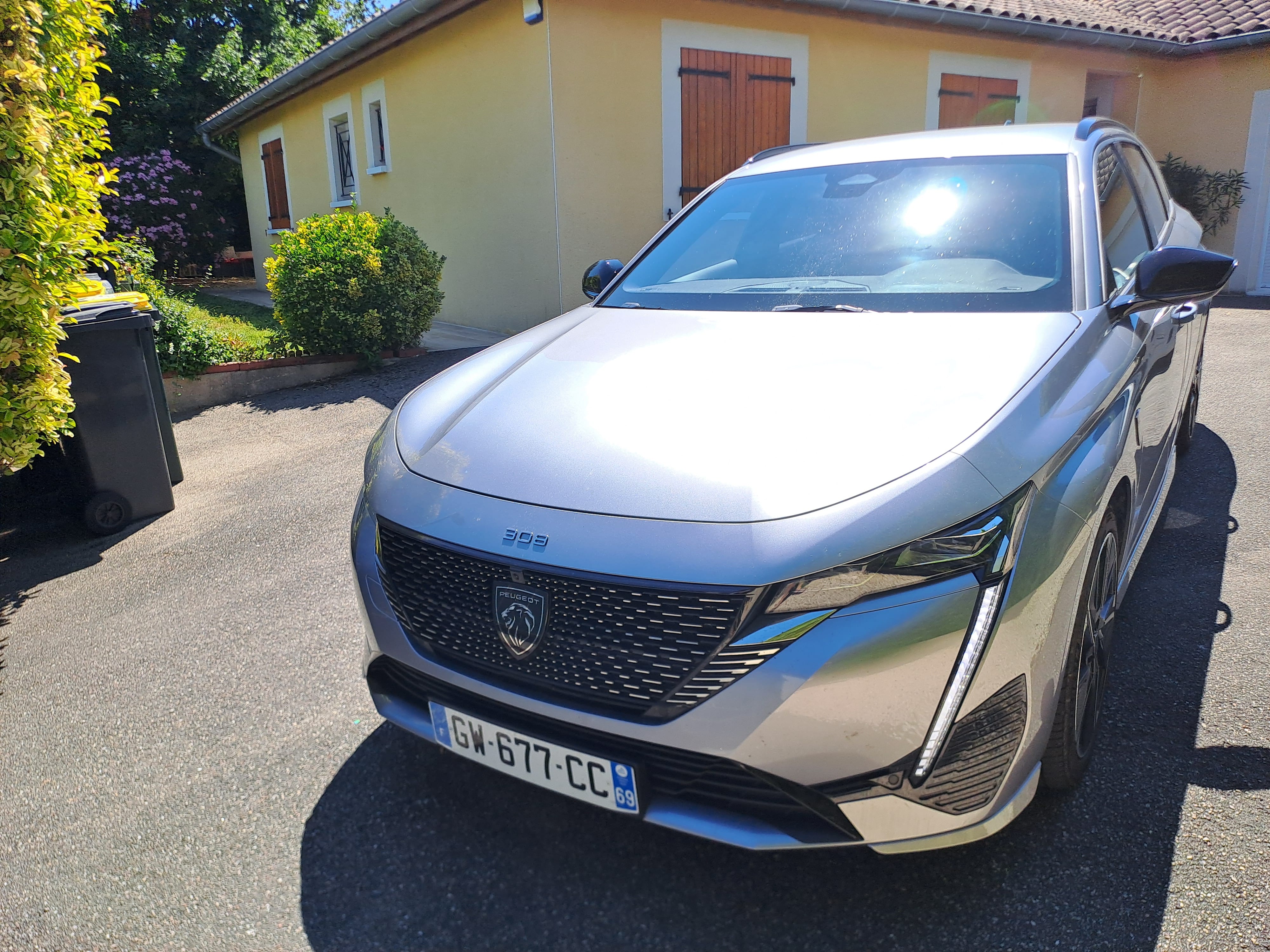 Peugeot 308 SW Électrique avec Audio Bluetooth